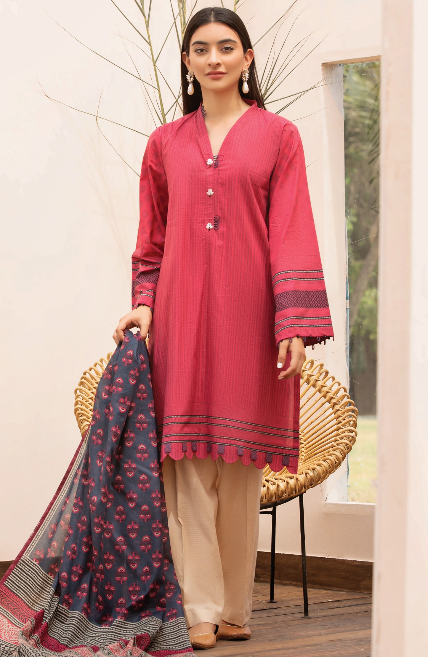 Unstitched 2 Piece Printed Lawn Shirt Dupatta