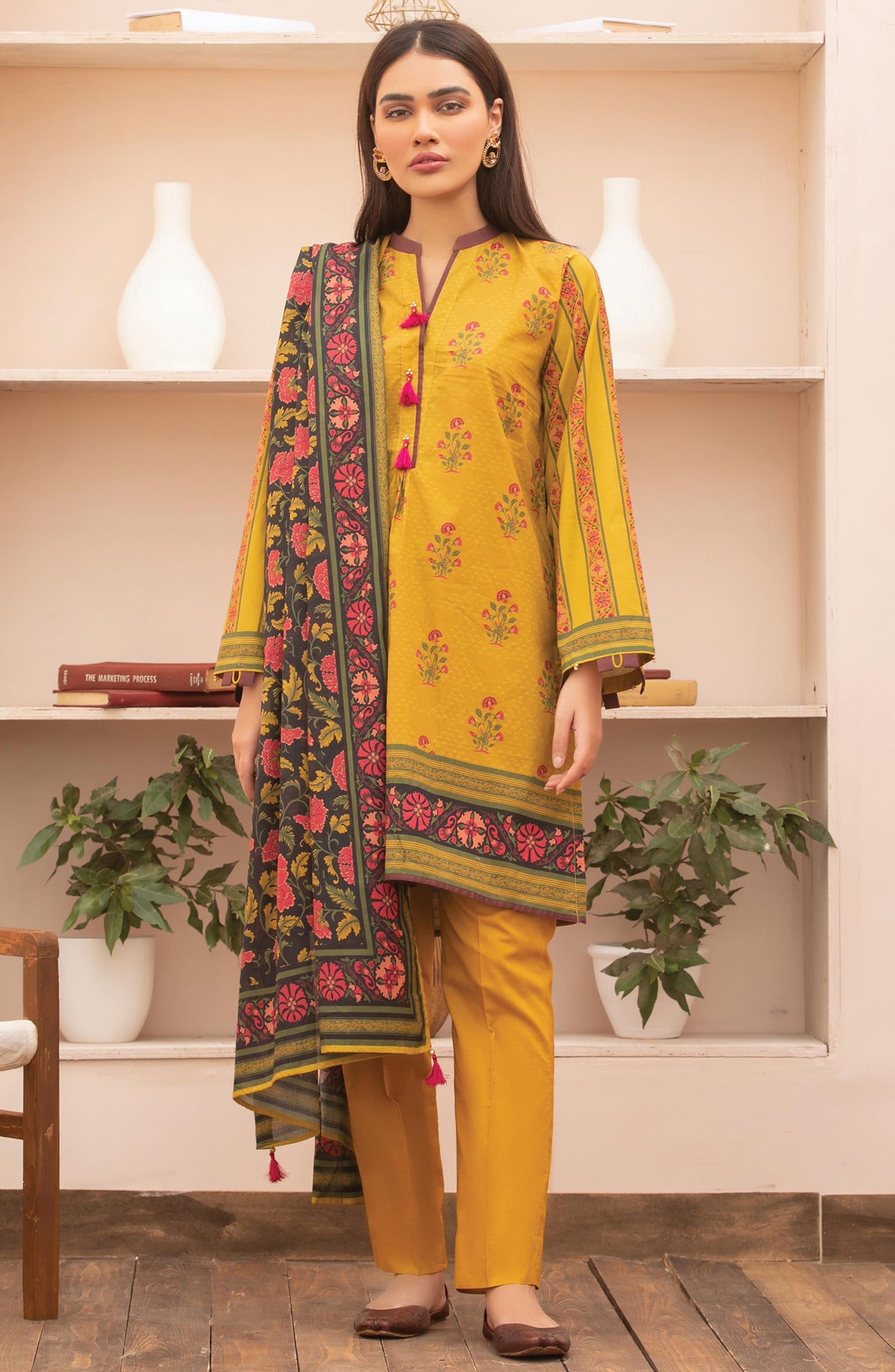 Unstitched 2 Piece Printed Lawn Shirt Dupatta