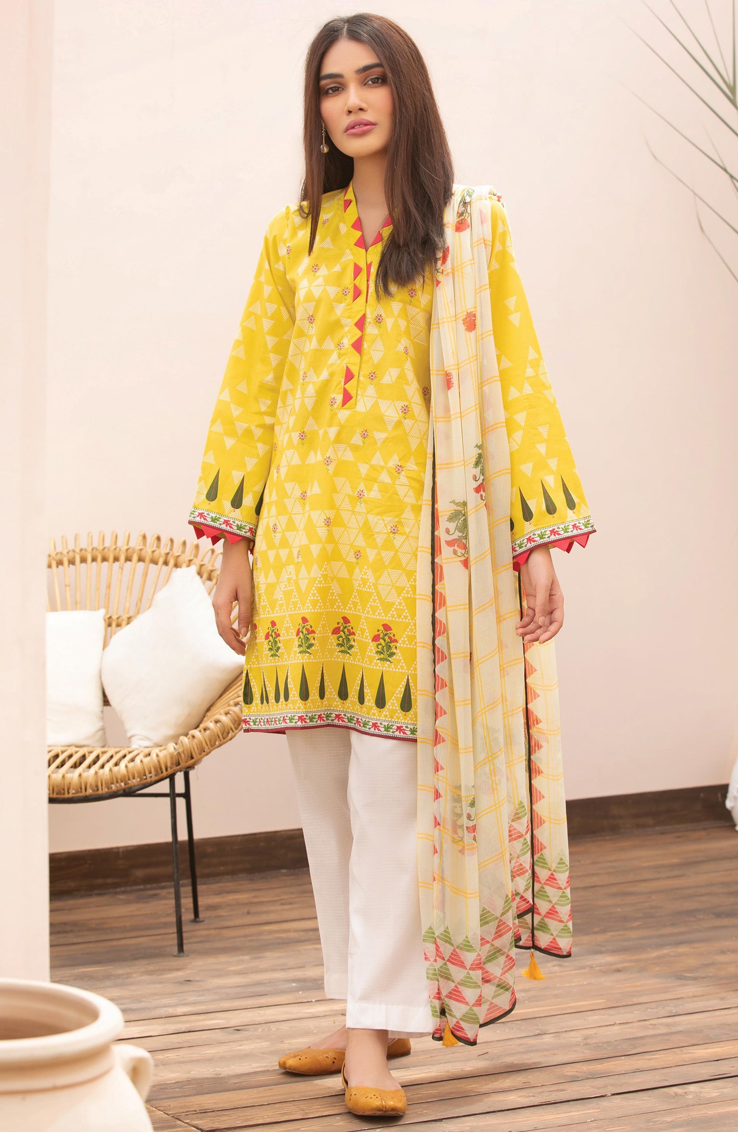 Unstitched 2 Piece Printed Lawn Shirt Chiffon Dupatta