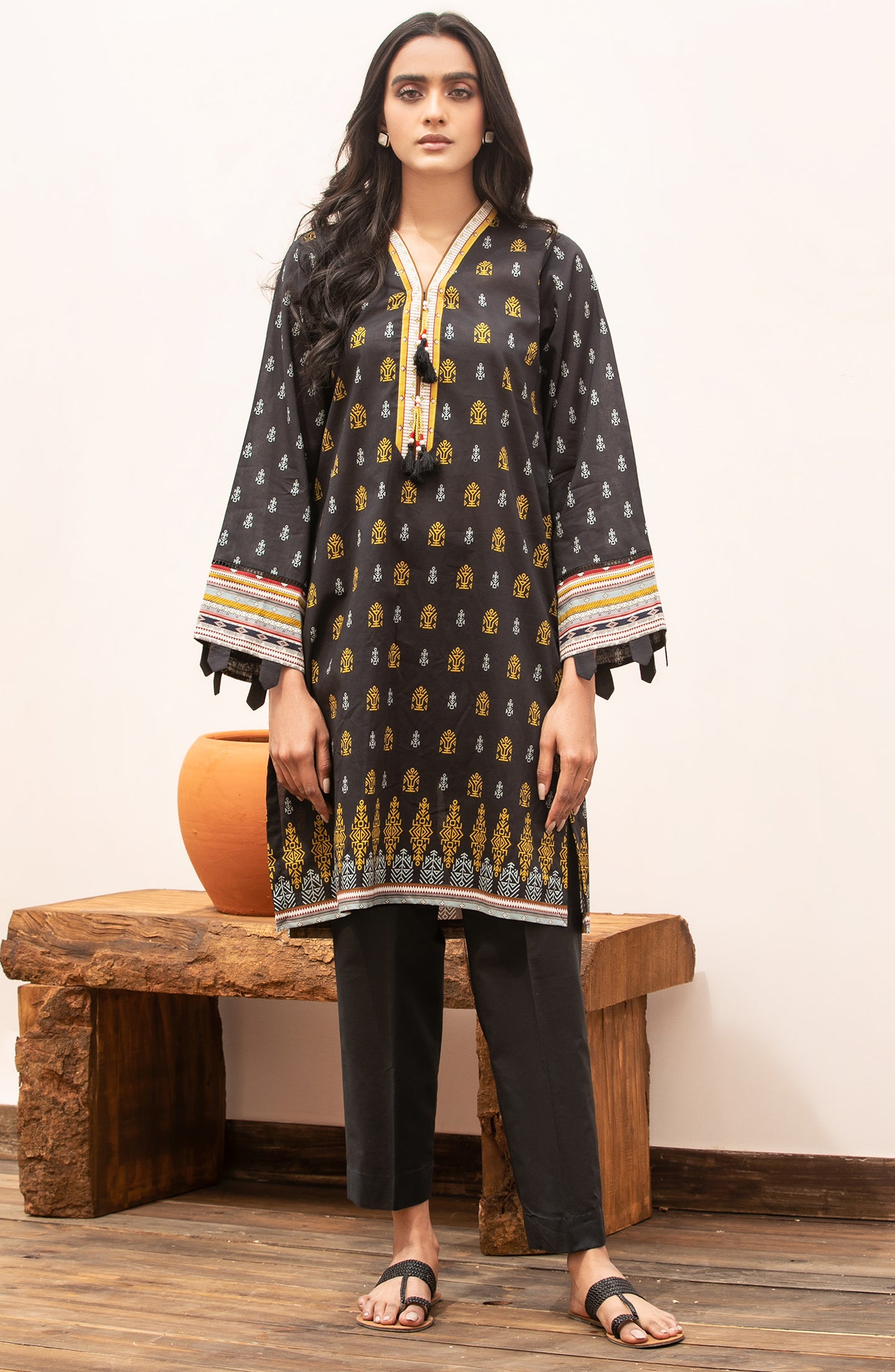 Unstitched 1 Piece Printed Lawn Shirt