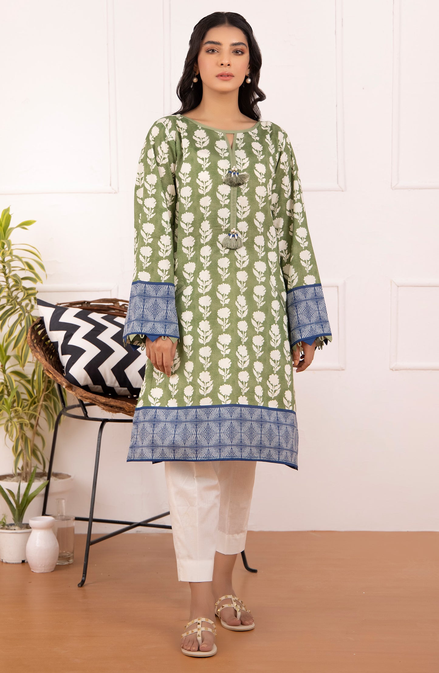 Unstitched 1 Piece Printed Lawn Shirt