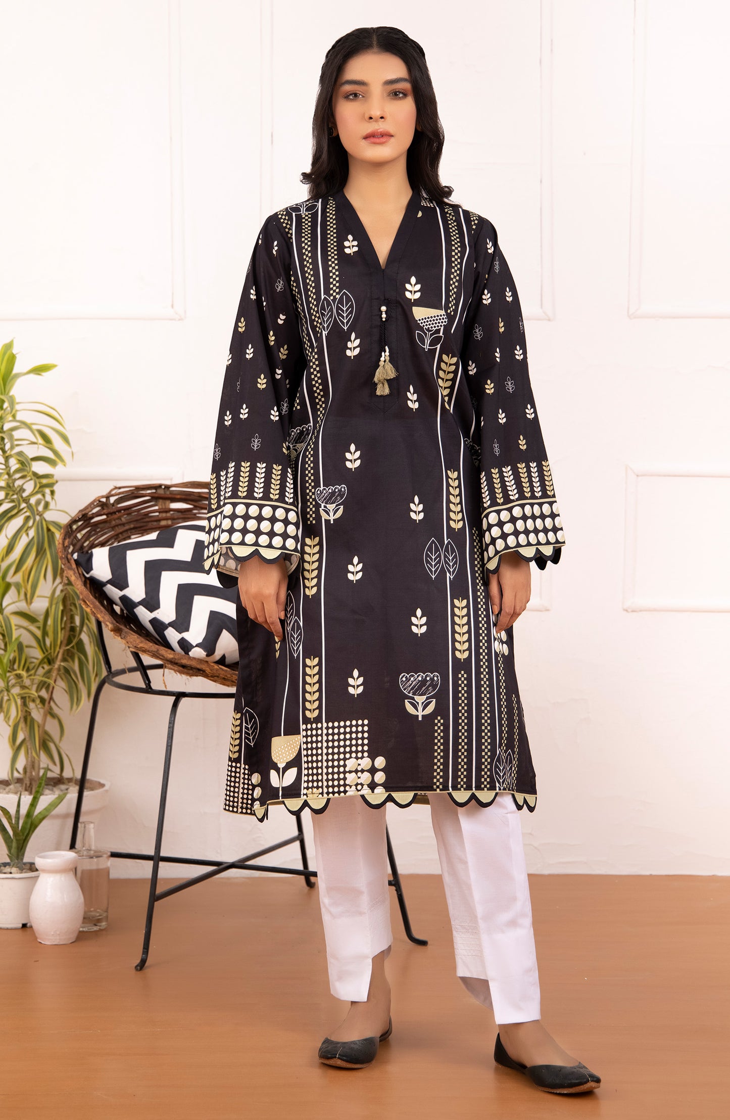 Unstitched 1 Piece Printed Lawn Shirt