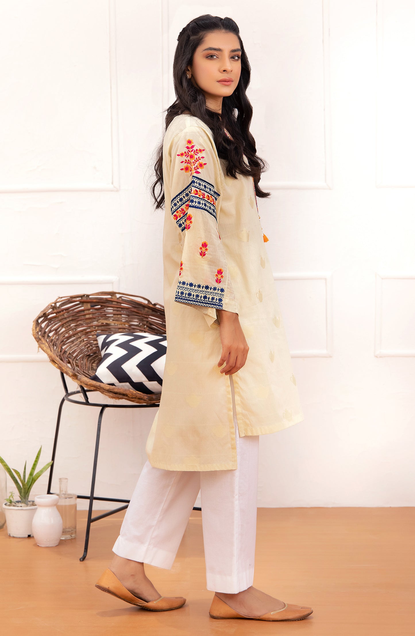 Unstitched 1 Piece Embroidered Jacquard Shirt