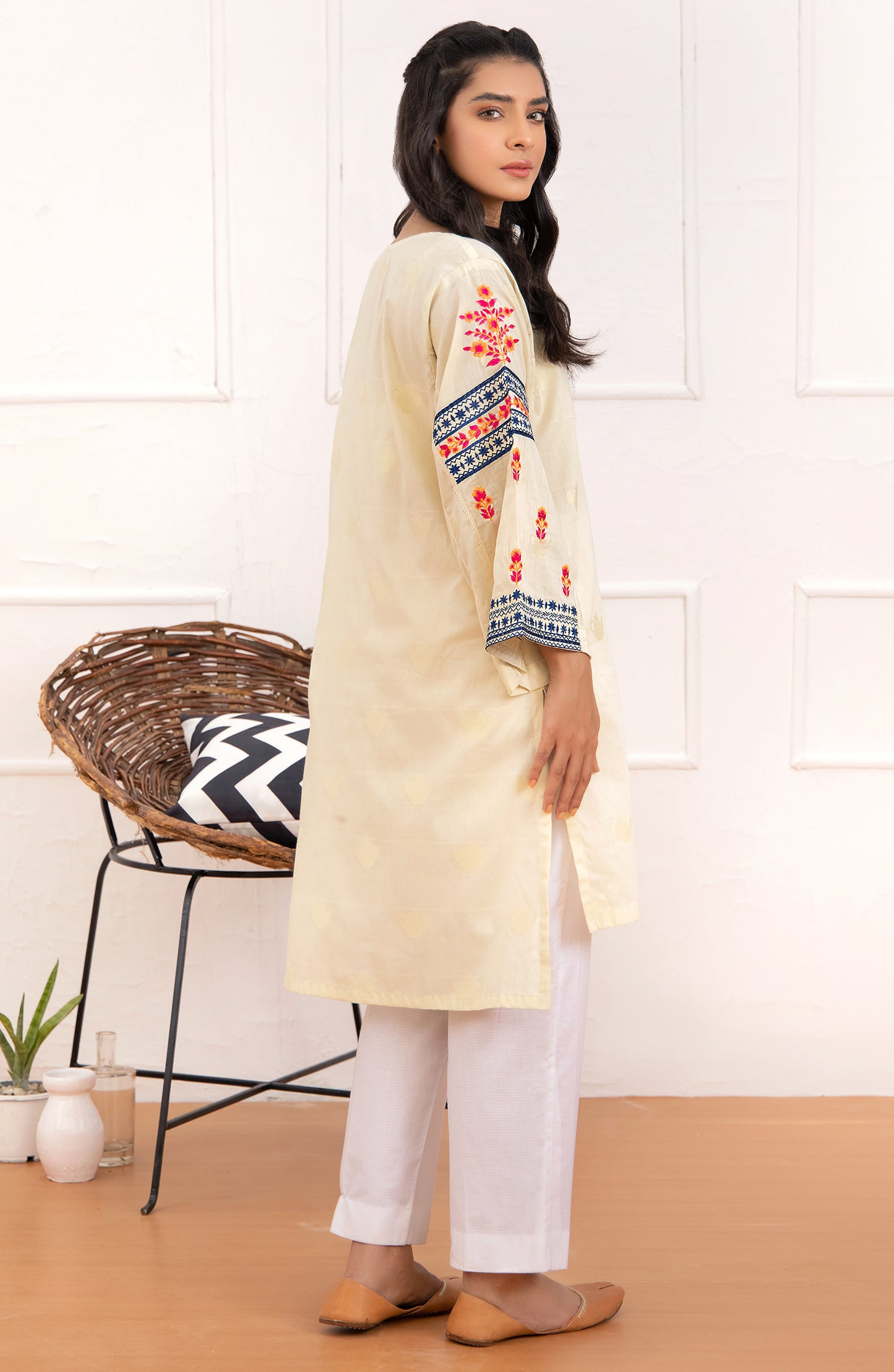 Unstitched 1 Piece Embroidered Jacquard Shirt