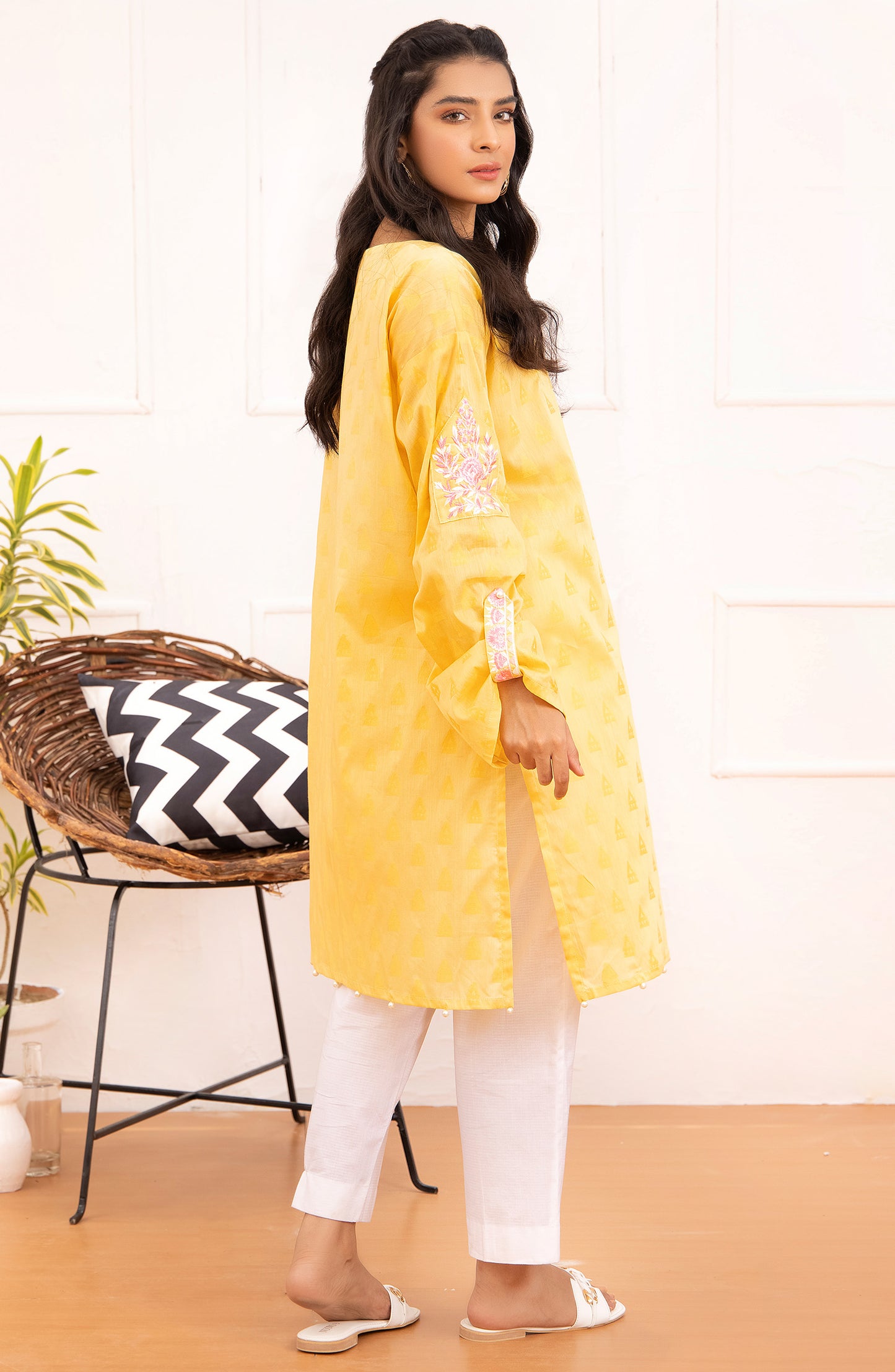 Unstitched 1 Piece Embroidered Jacquard Shirt