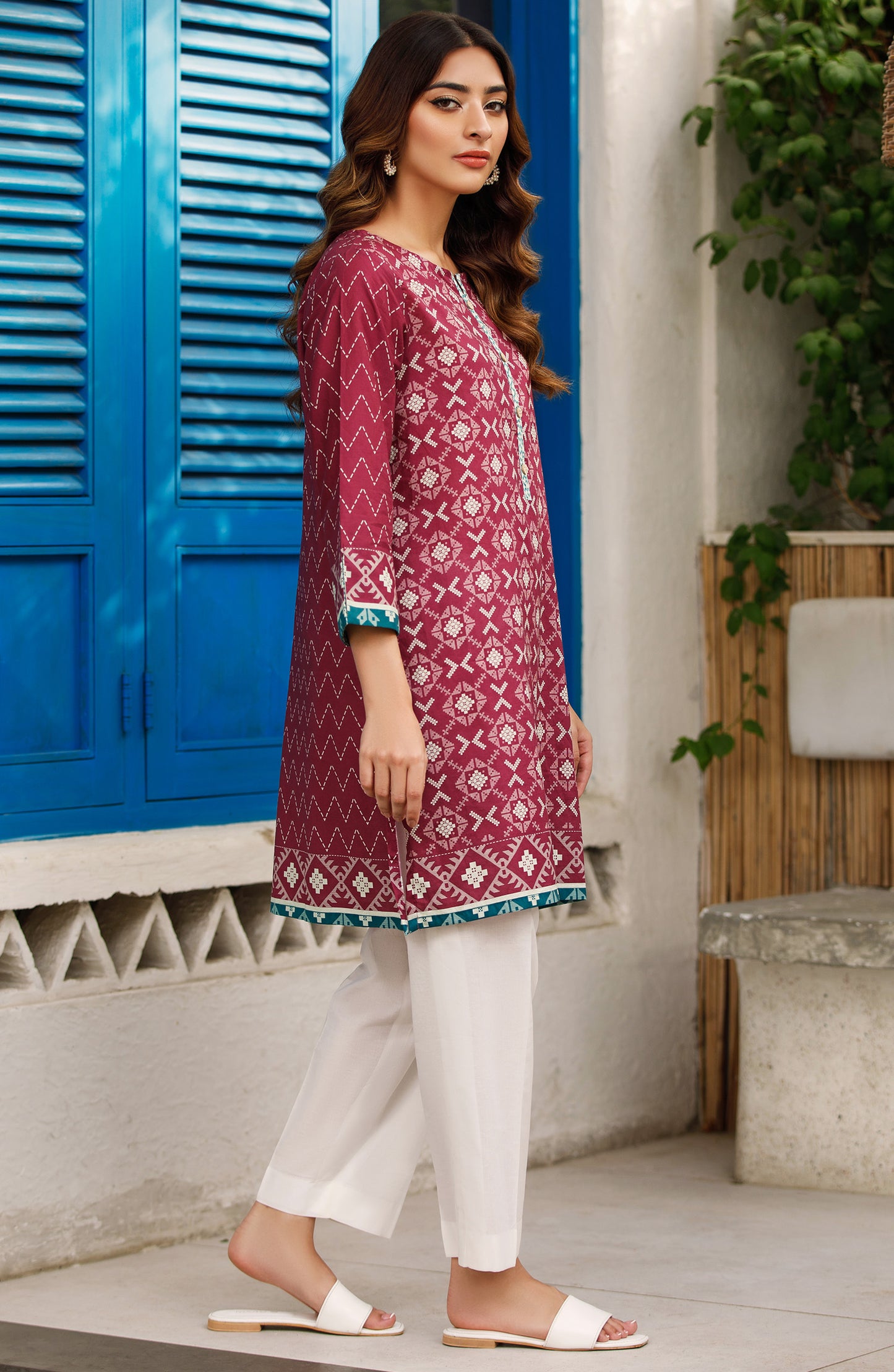 HCS-S-22-055/S MAROON LAWN SCSHIRT READY TO WEAR SHIRT