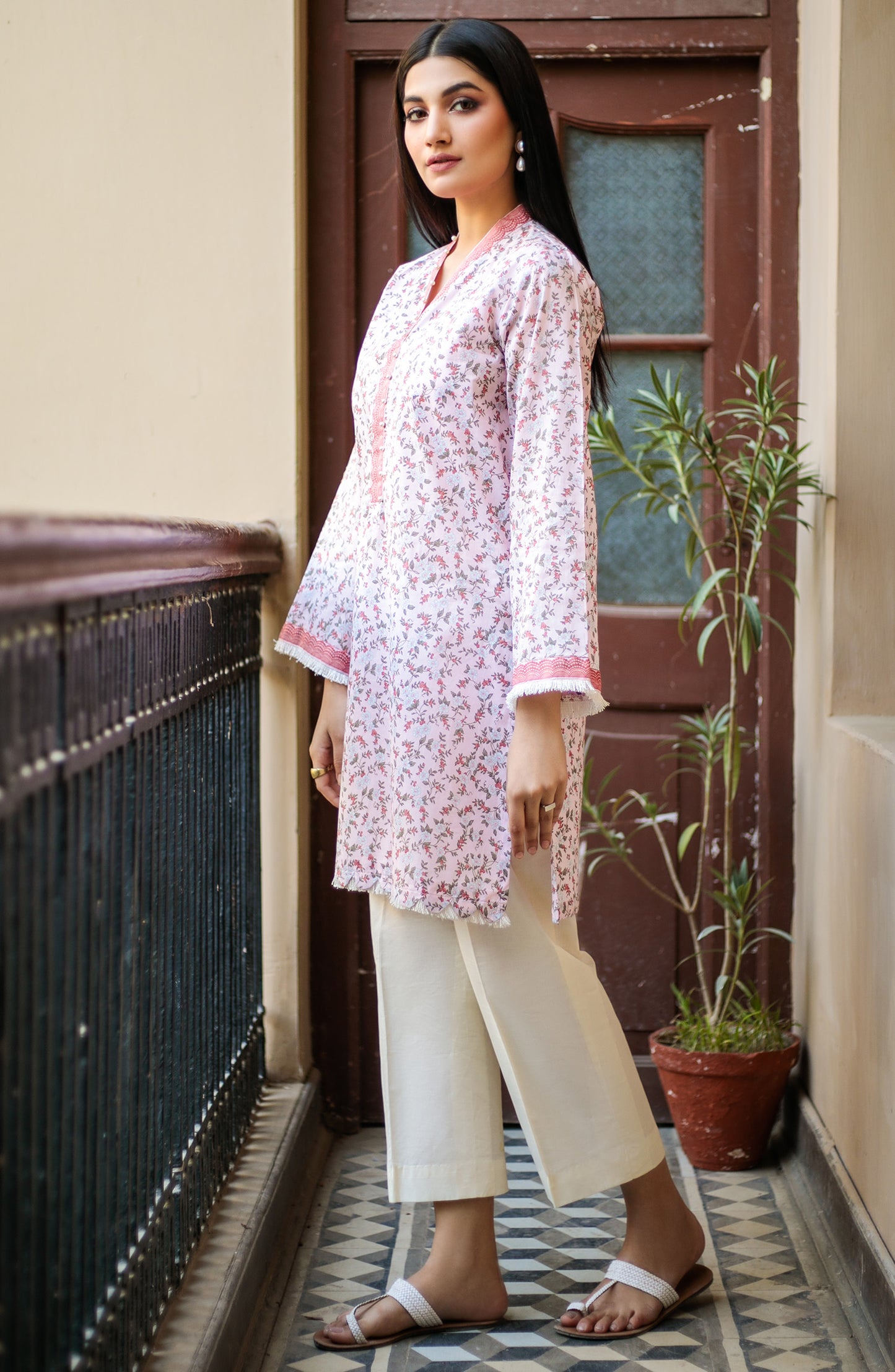 Unstitched 1 Piece Printed Lawn Shirt