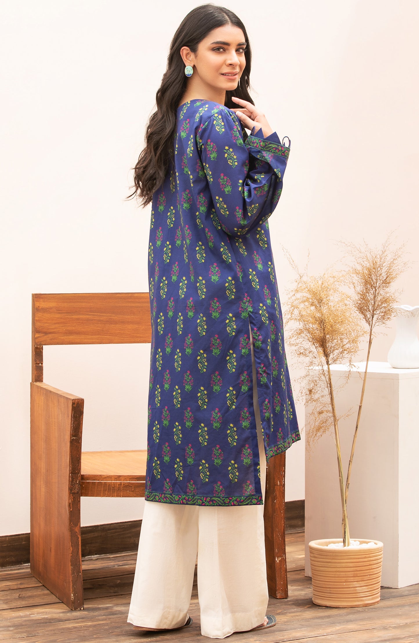 Unstitched 1 Piece Printed Lawn Shirt