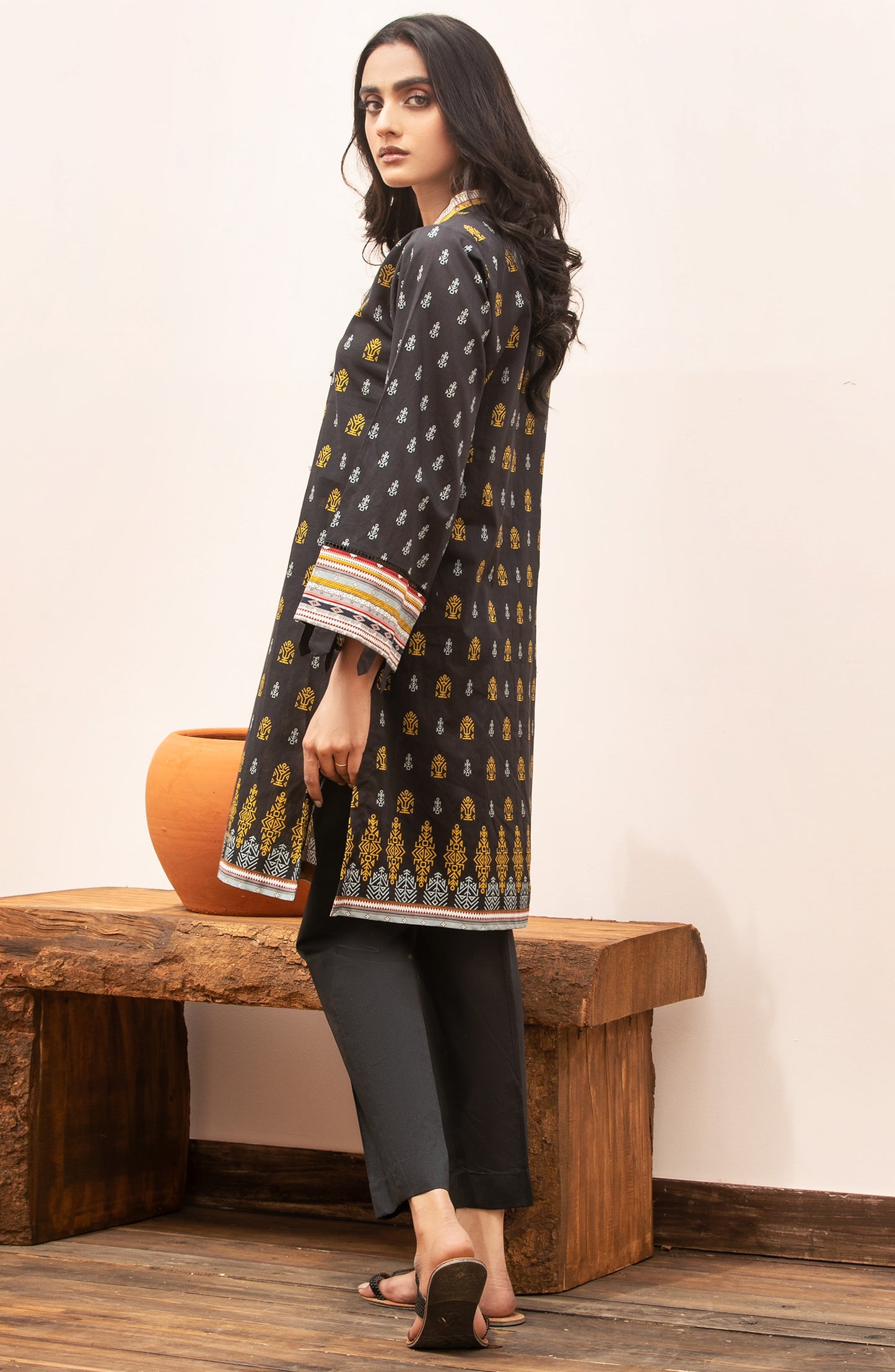 Unstitched 1 Piece Printed Lawn Shirt