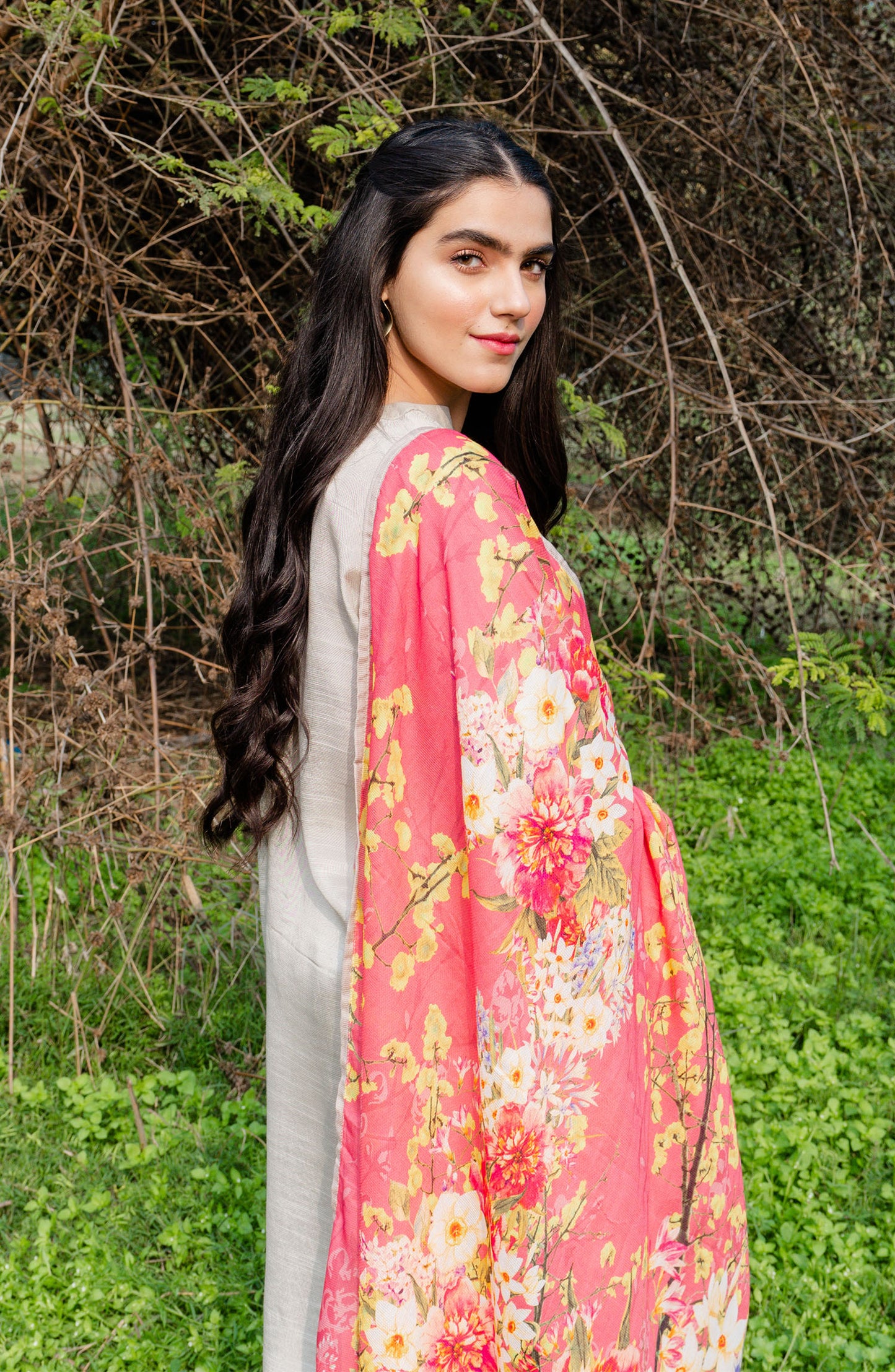 OTL-22-004/U RED LAWN  UNSTITCHED SHIRT DUPATTA PANTS