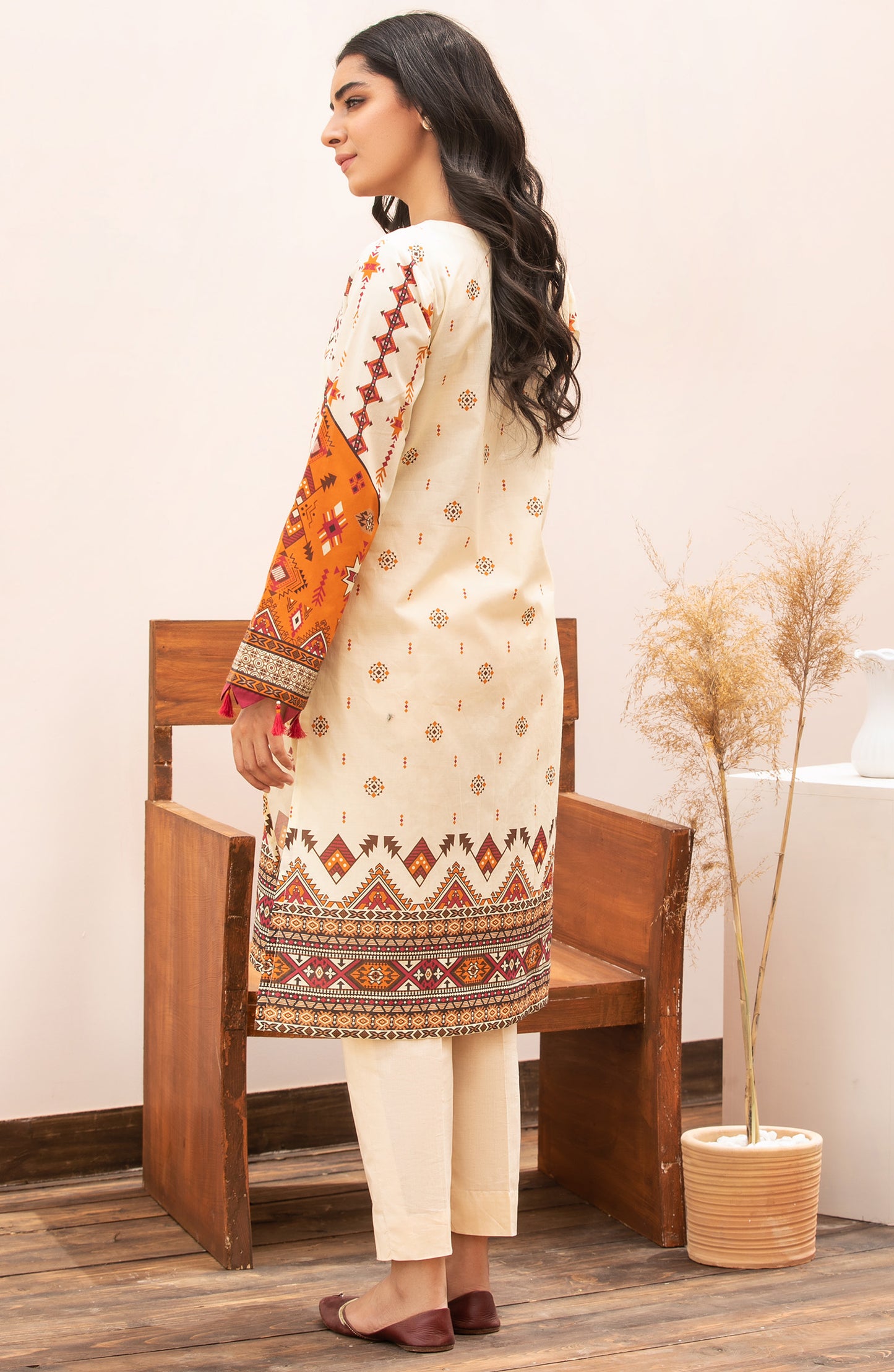 Unstitched 1 Piece Printed Lawn Shirt
