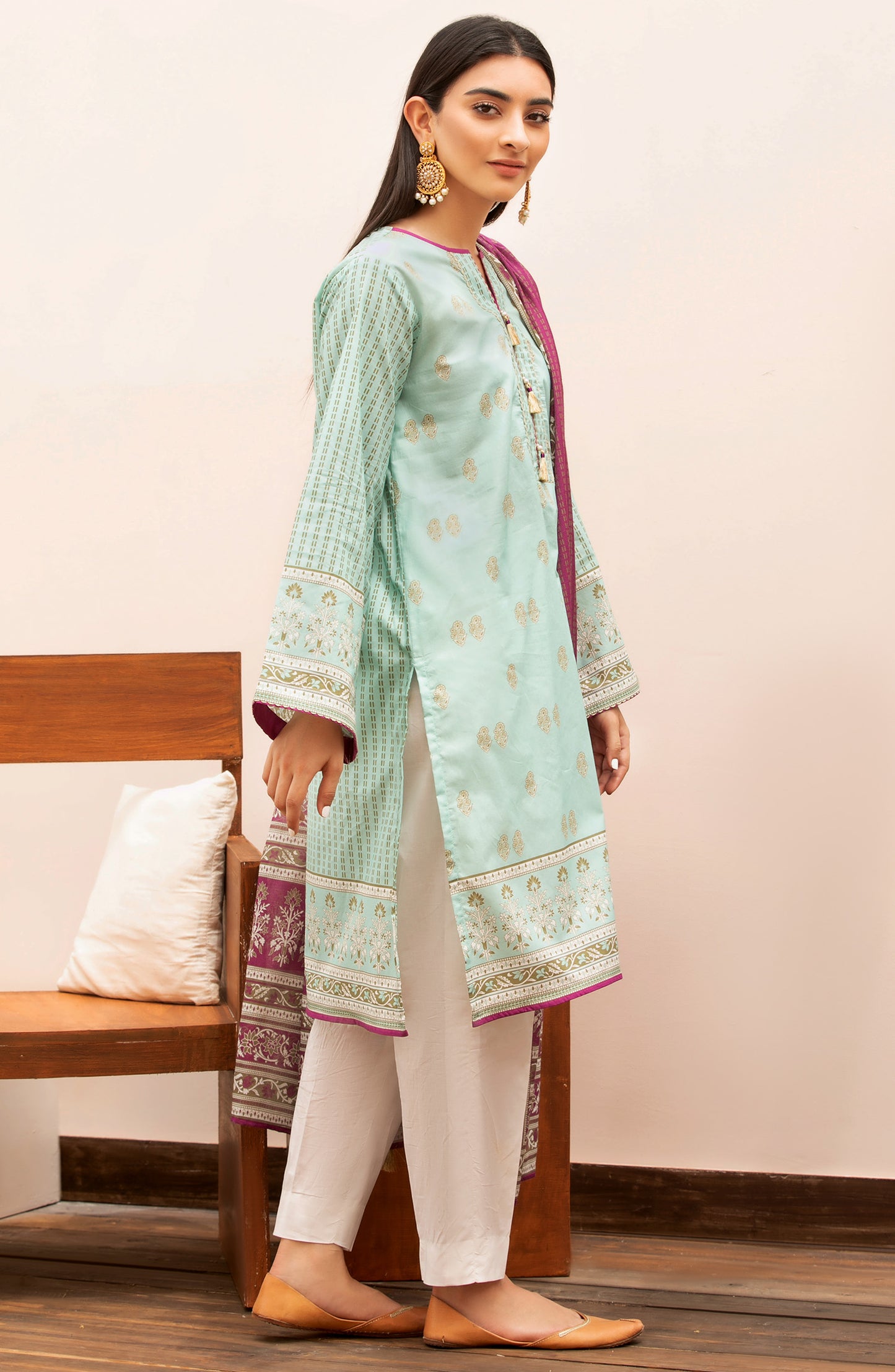 Unstitched 2 Piece Printed Lawn Shirt Dupatta