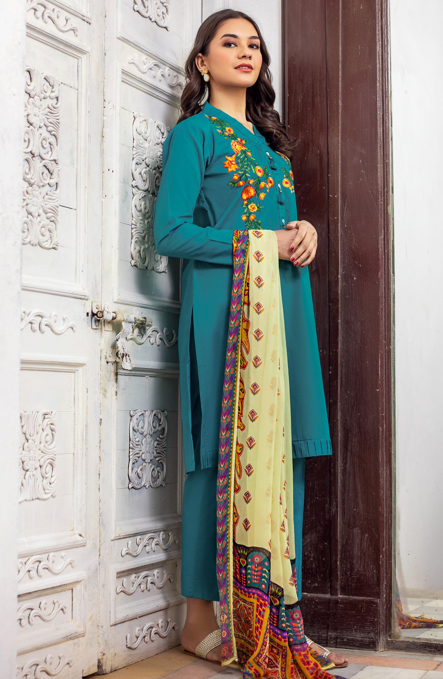 Unstitched 3 Piece Embroidered Lawn Suit