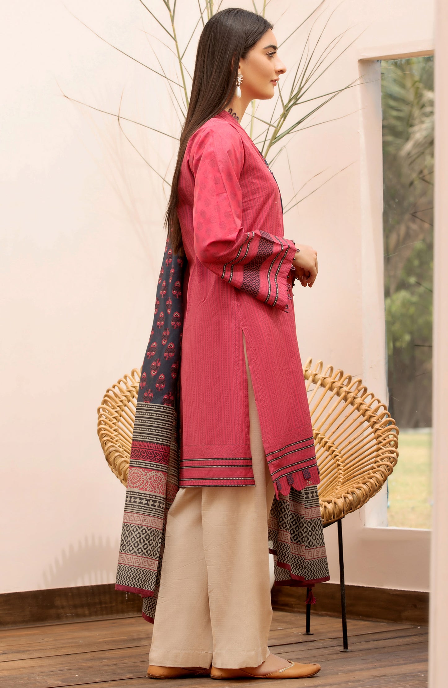 Unstitched 2 Piece Printed Lawn Shirt Dupatta