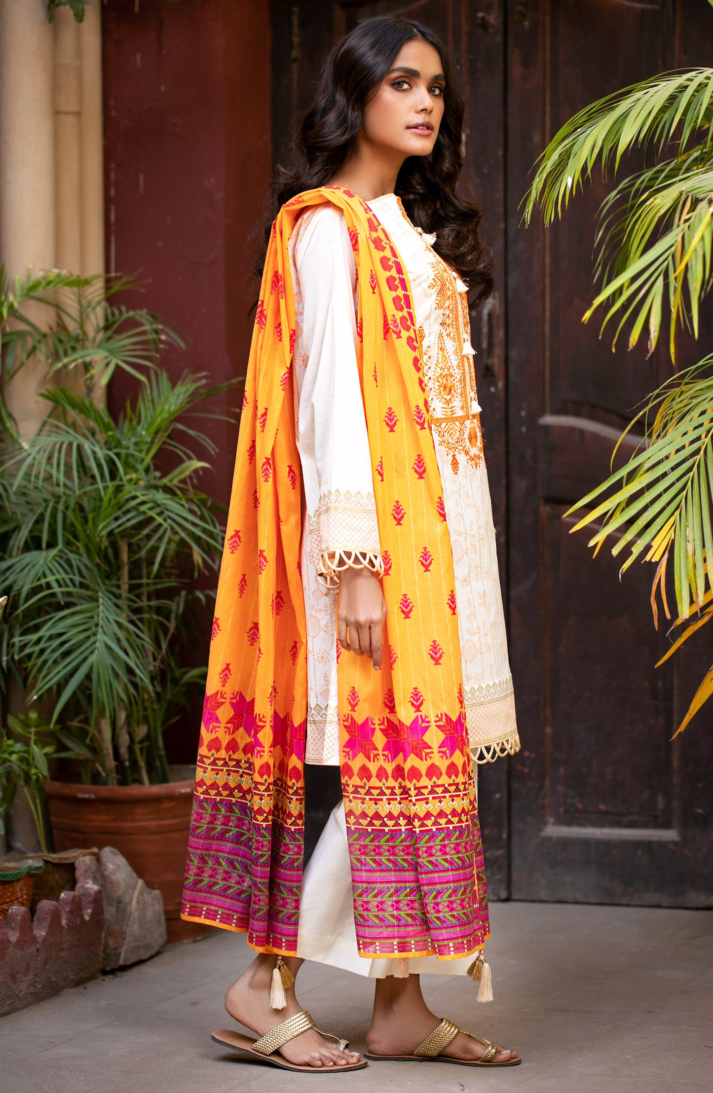 Unstitched 3 Piece Gold Lacquer Embroidered Lawn Suit