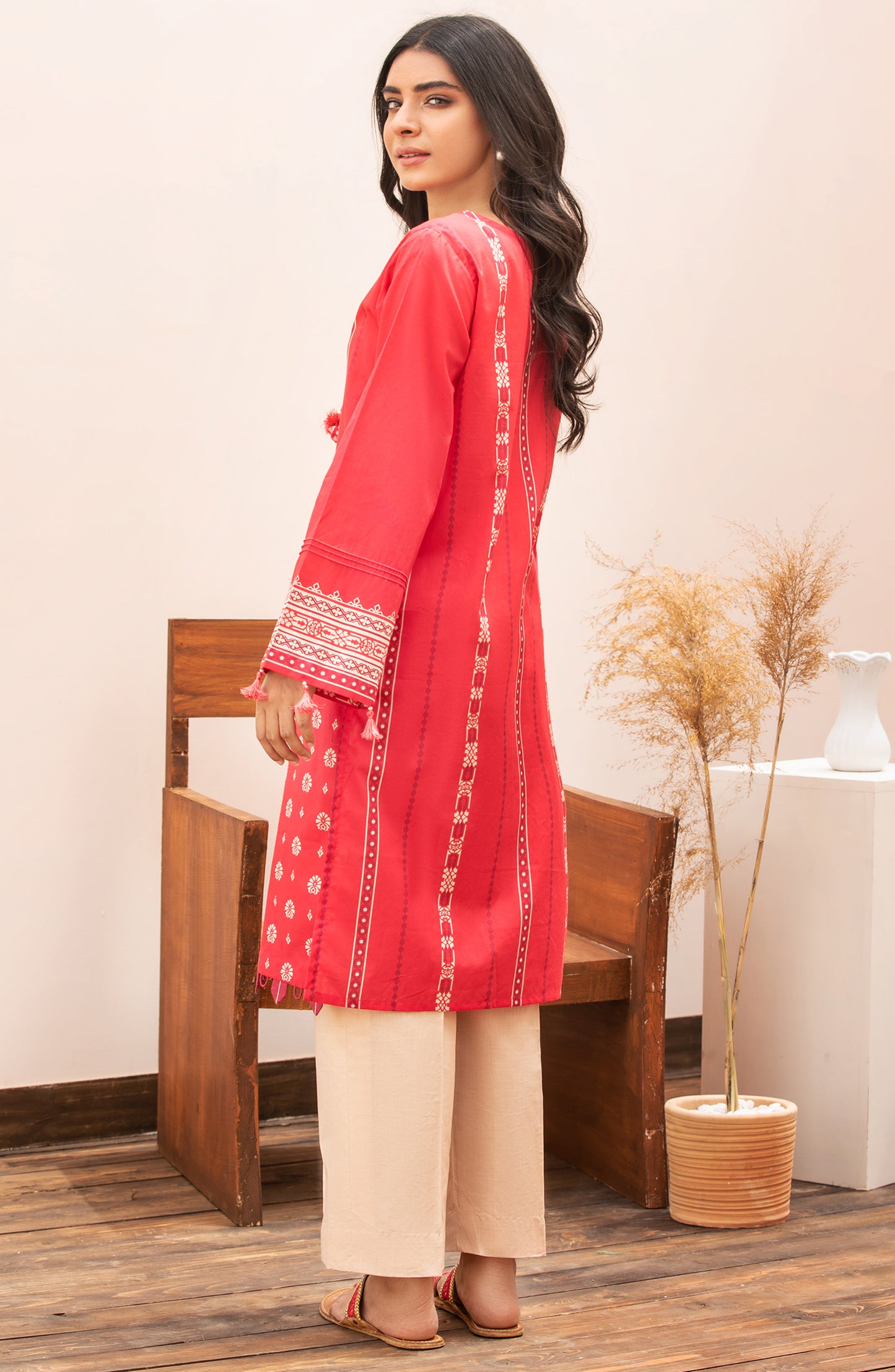 Unstitched 1 Piece Printed Lawn Shirt