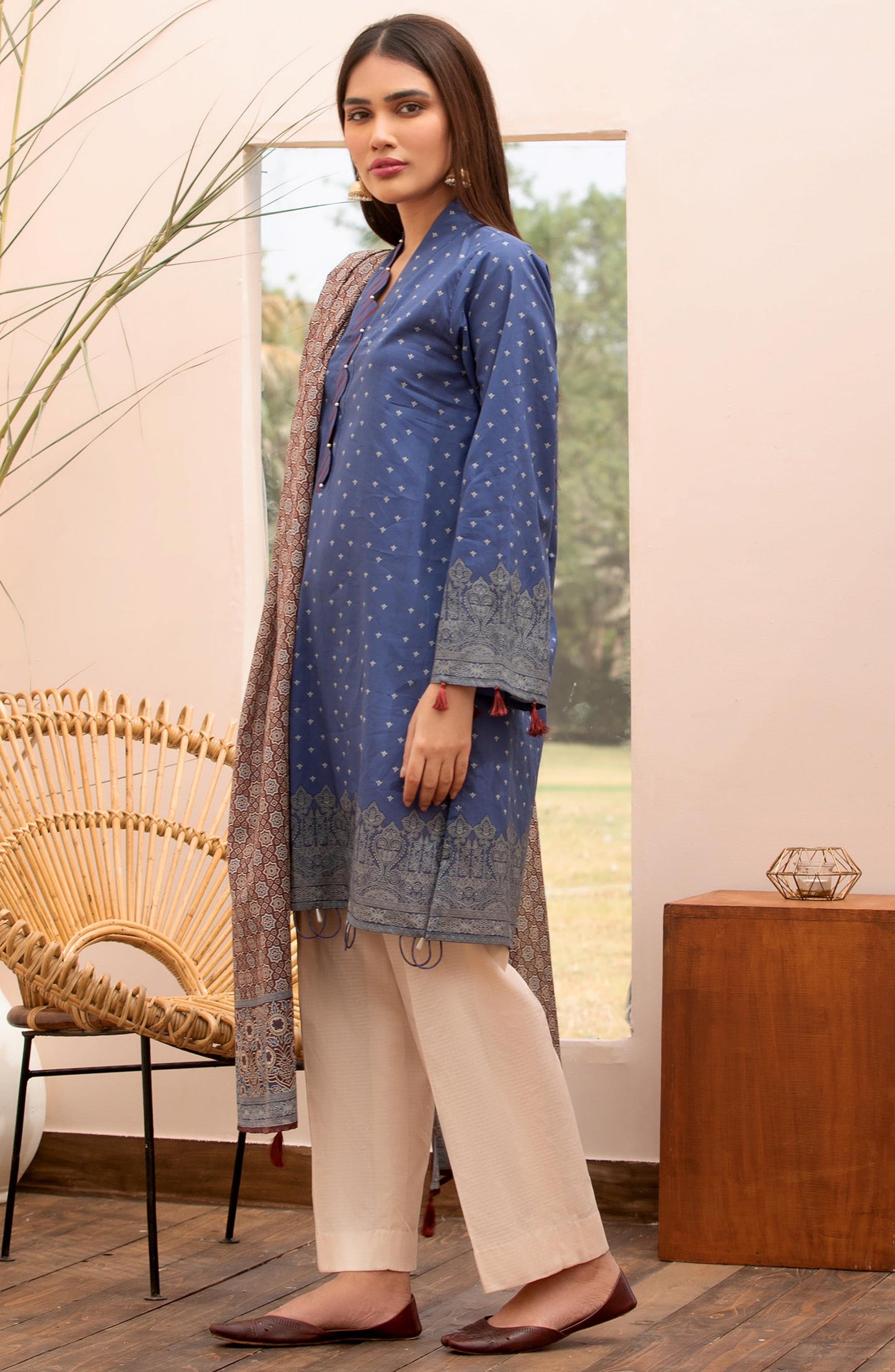 Unstitched 2 Piece Printed Lawn Shirt Dupatta