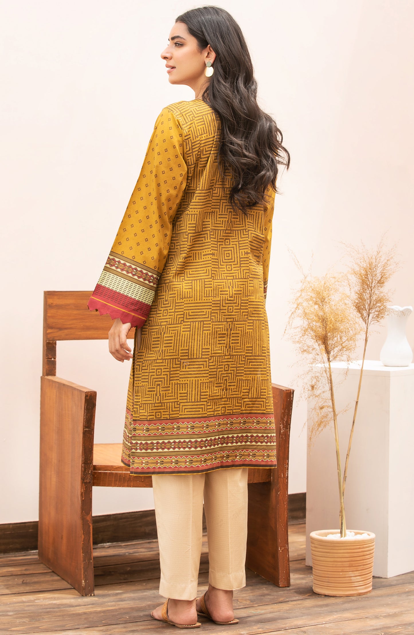 Unstitched 1 Piece Printed Lawn Shirt