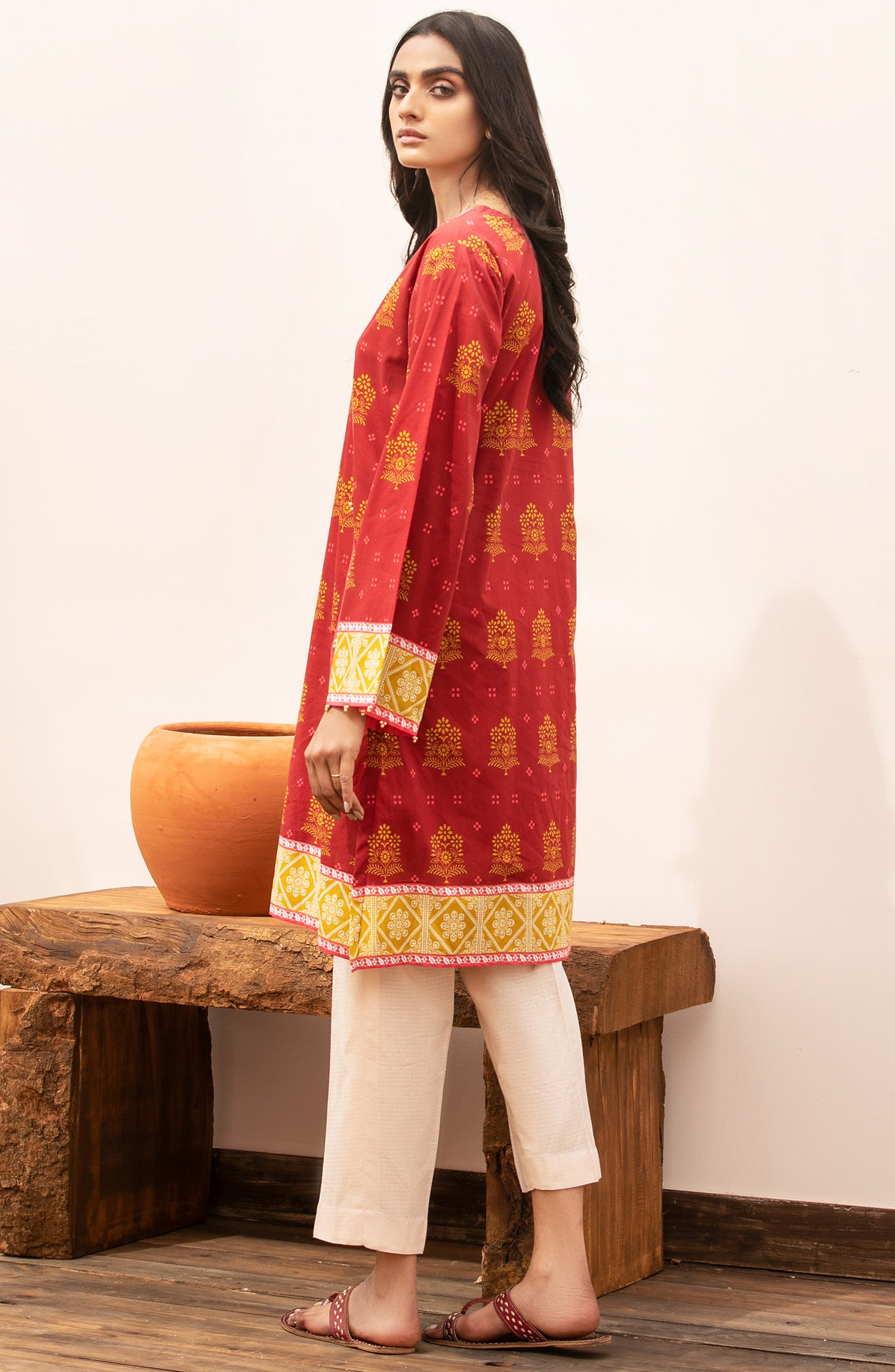 Unstitched 1 Piece Printed Lawn Shirt
