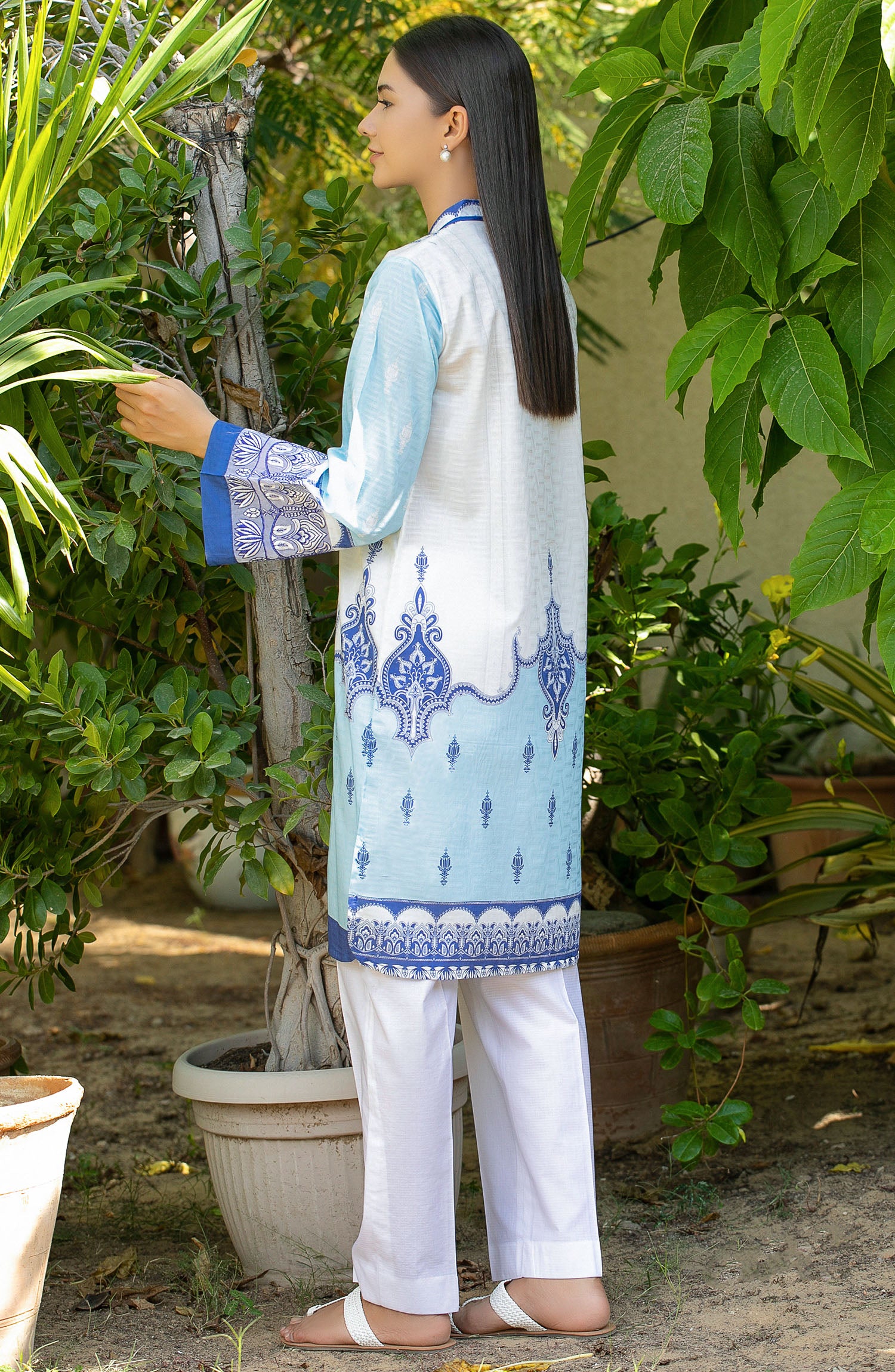 Stitched 1 piece Embroidered Jacquard Shirt