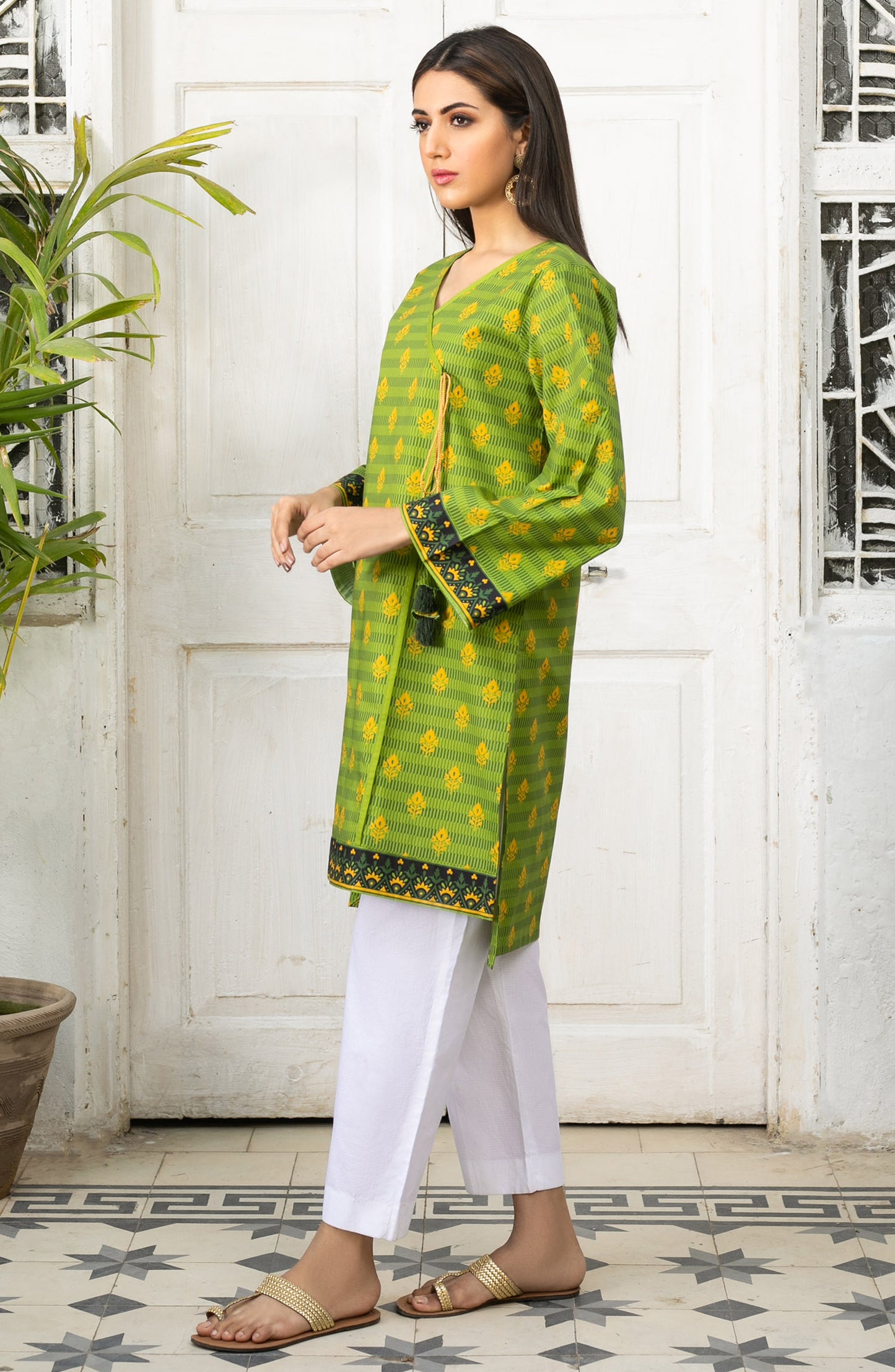 Stitched 1 Piece Printed Cambric Shirt