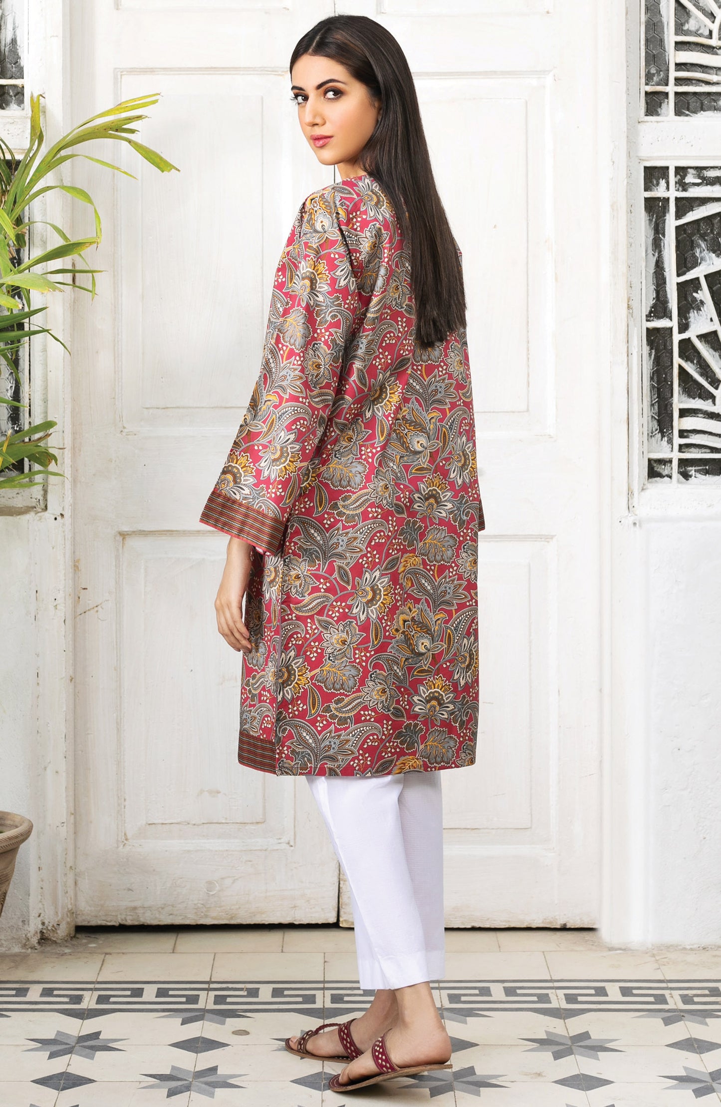 Unstitched 1 Piece Printed Lawn Shirt
