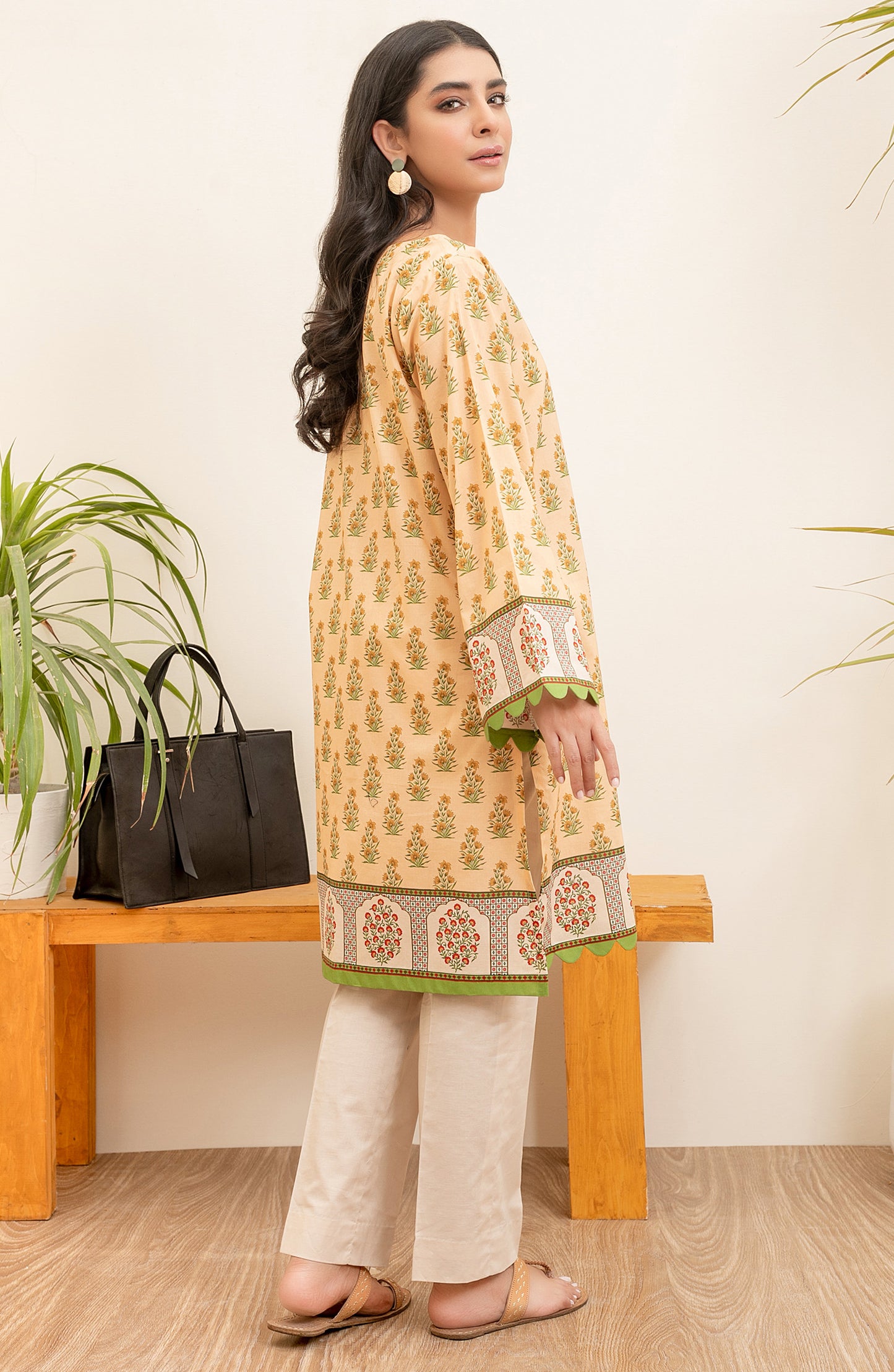 Unstitched 1 Piece Printed Lawn Shirt