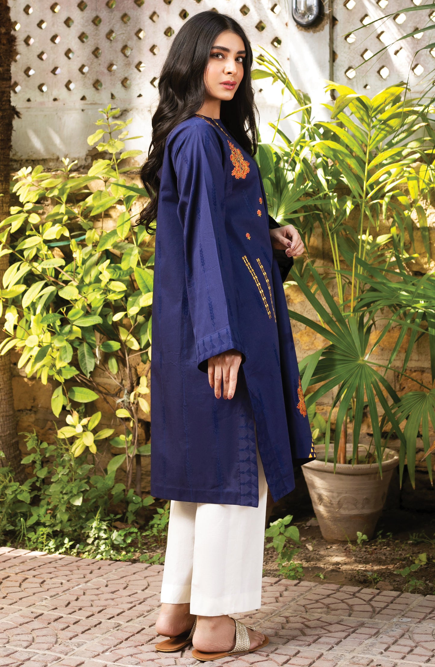 Unstitched 1 Piece Embroidered Jacquard Shirt