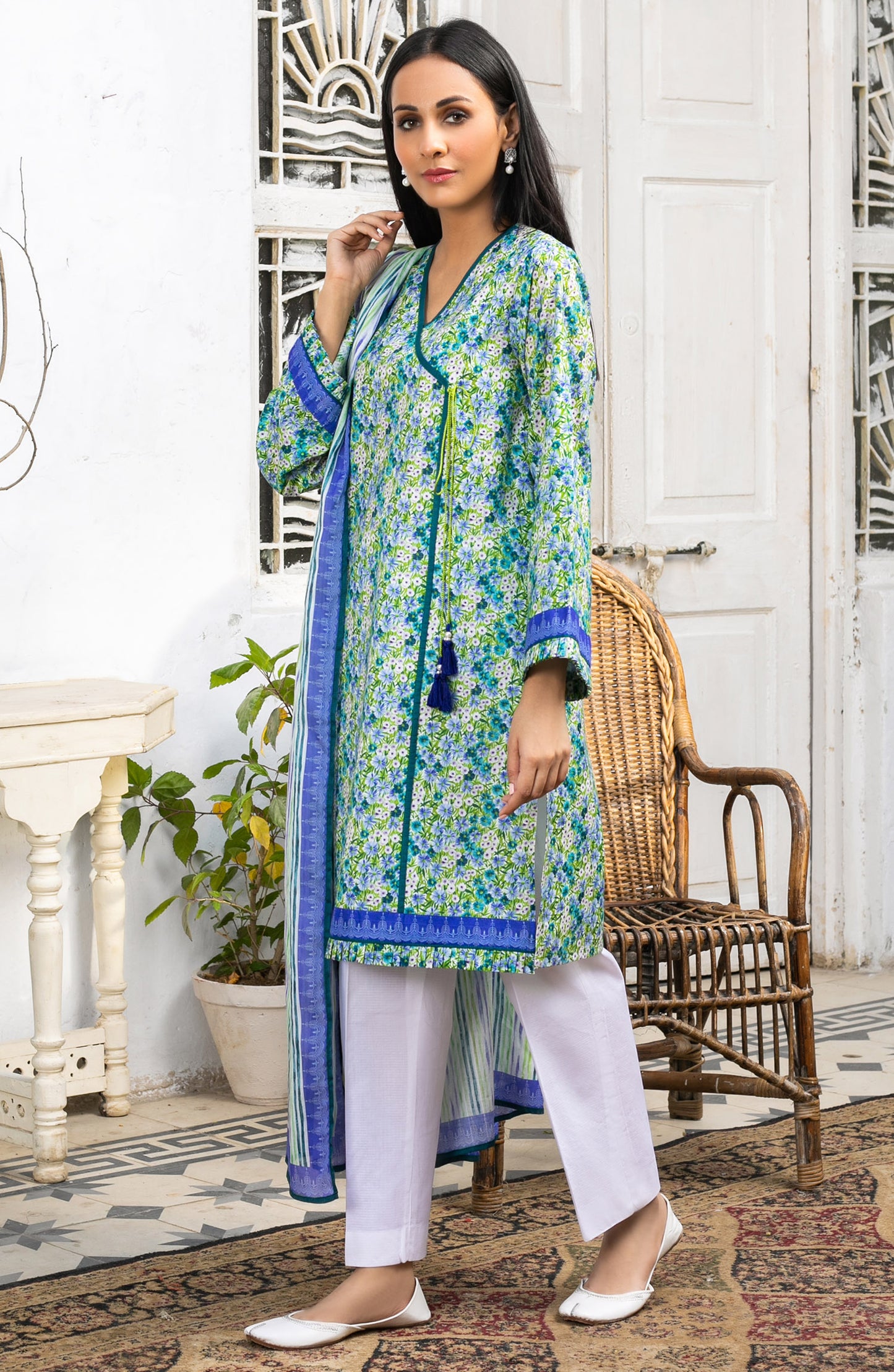Unstitched 2 Piece Printed Lawn Shirt Dupatta