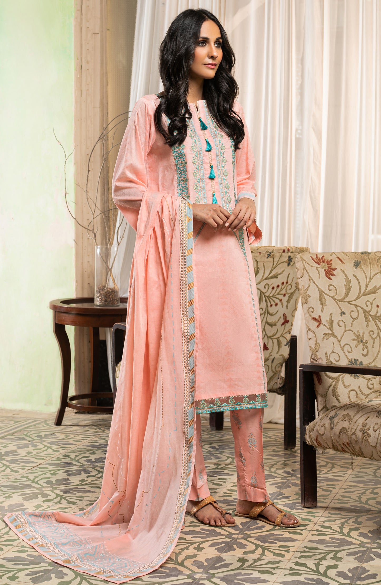 Unstitched 3 Piece Embroidered Jacquard Suit