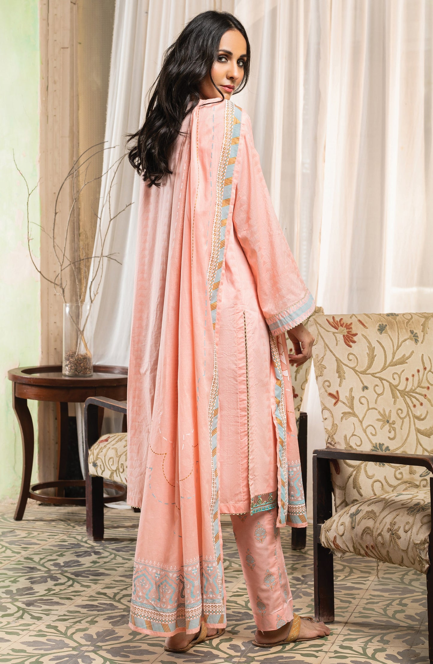 Unstitched 3 Piece Embroidered Jacquard Suit