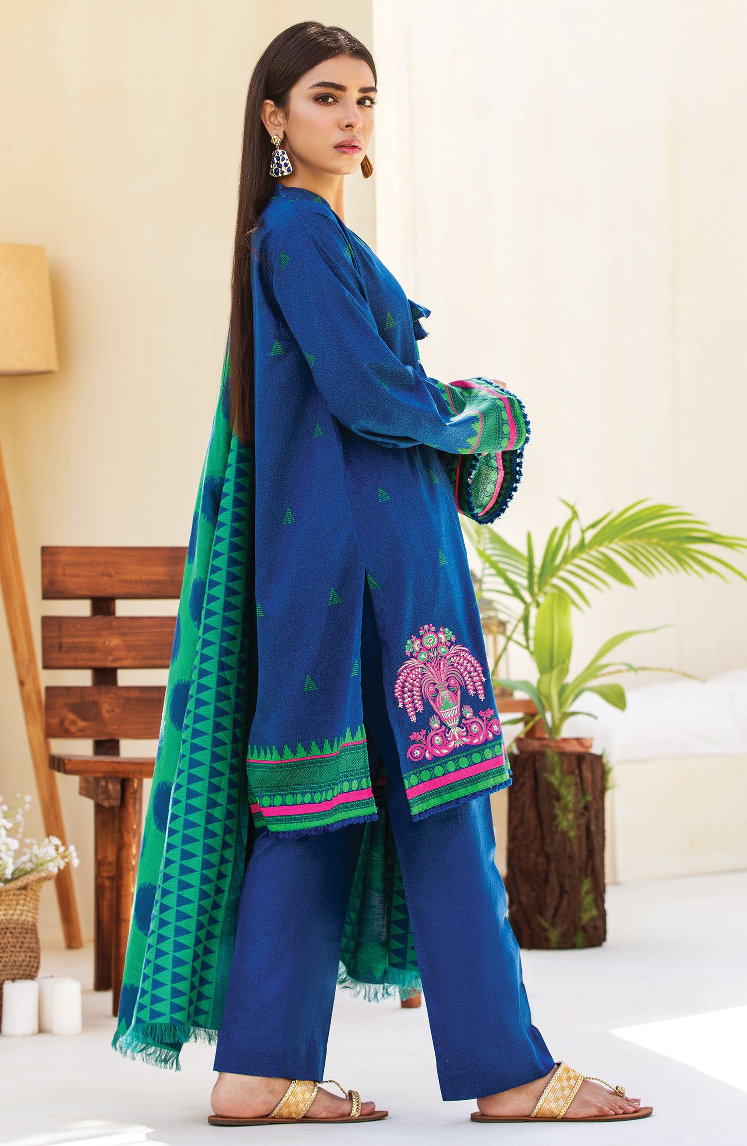 Unstitched 3 Piece Embroidered Karandi Suit (OTL-20-185/B (BLUE))