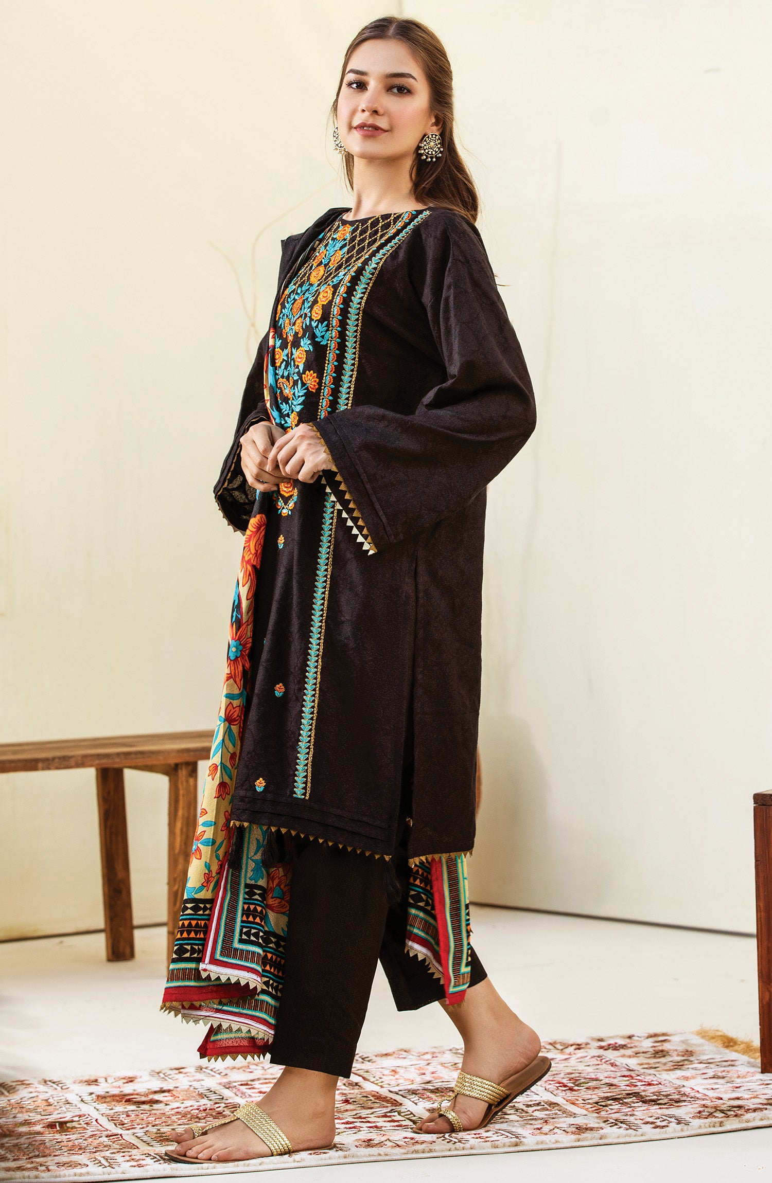 Unstitched 3 Piece Embroidered Karandi Suit (OTL-20-189/B (BLACK))