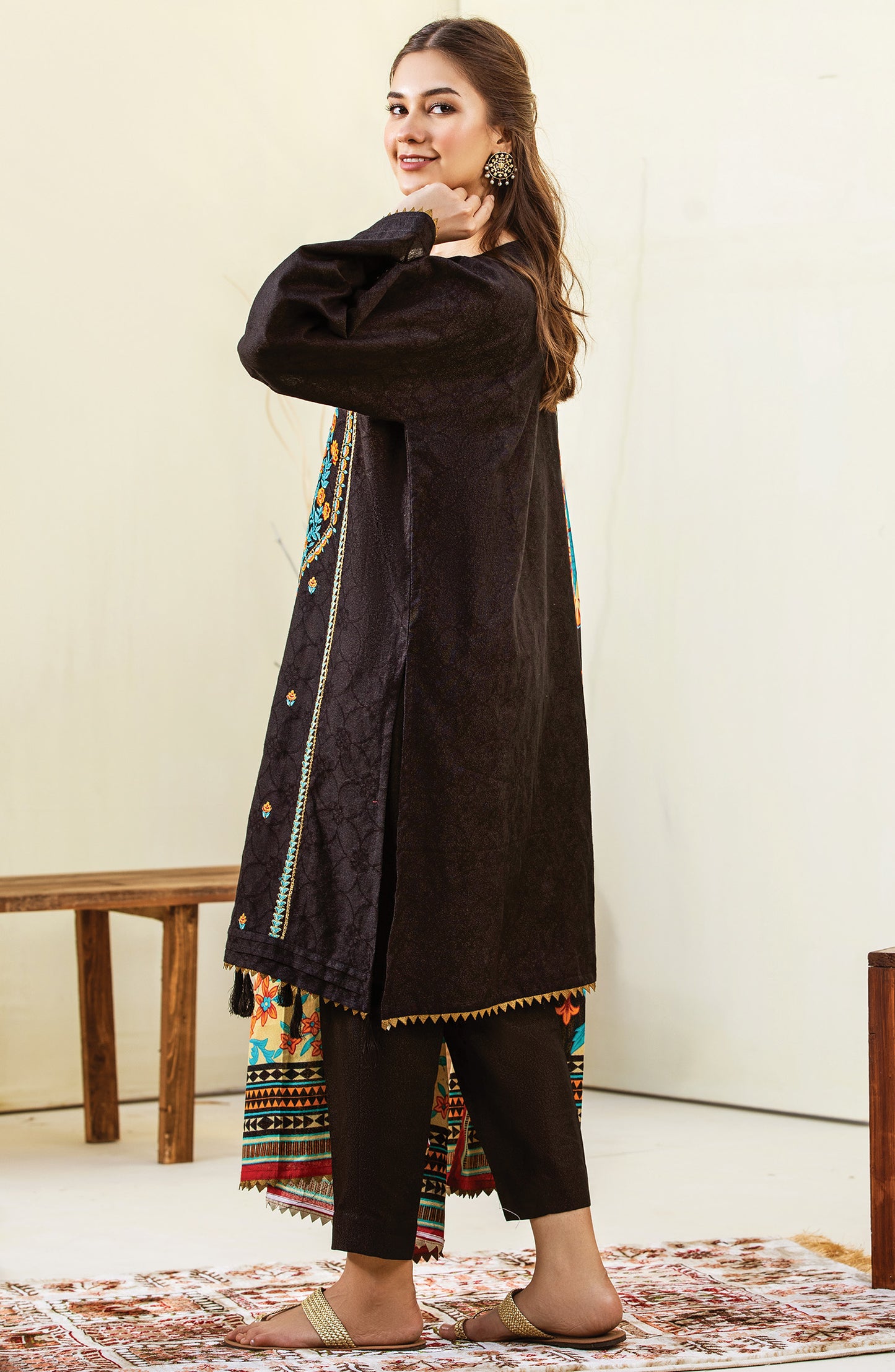 Unstitched 3 Piece Embroidered Karandi Suit (OTL-20-189/B (BLACK))
