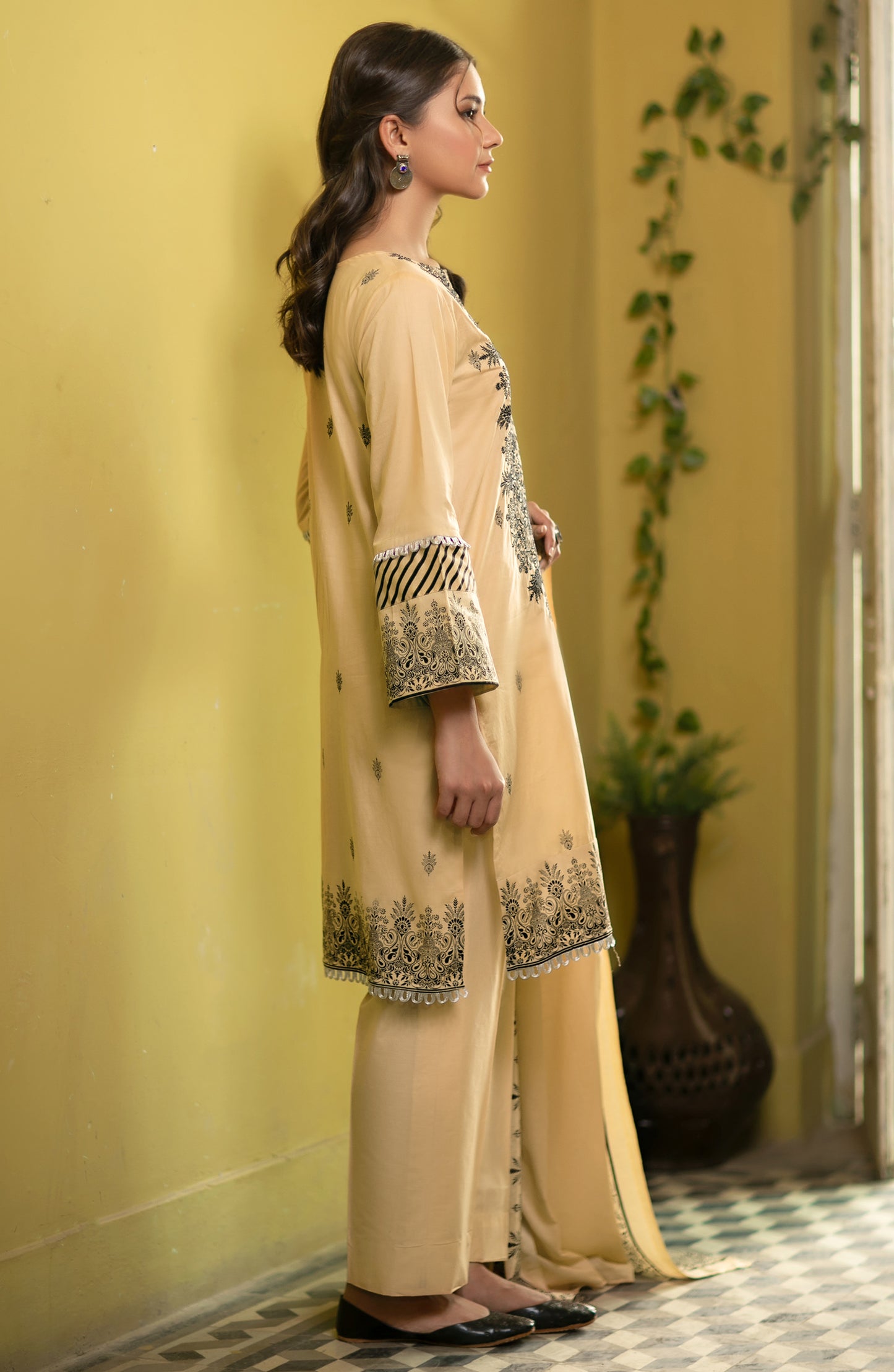 Unstitched 3 Piece Festive Embroidered Suit