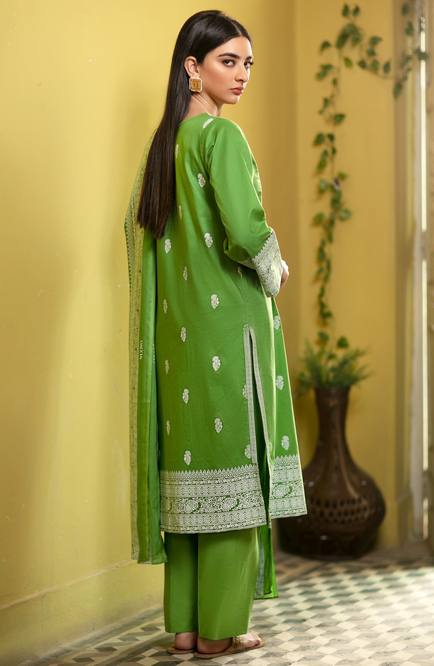 Unstitched 3 Piece Festive Embroidered Suit (NRDS-214/U GREEN)