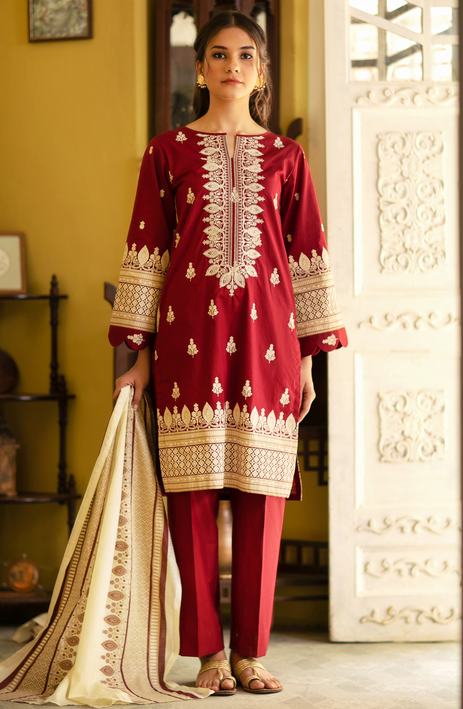 Unstitched 3 Piece Festive Embroidered Winter Suit (NRDS-209/U MAROON)