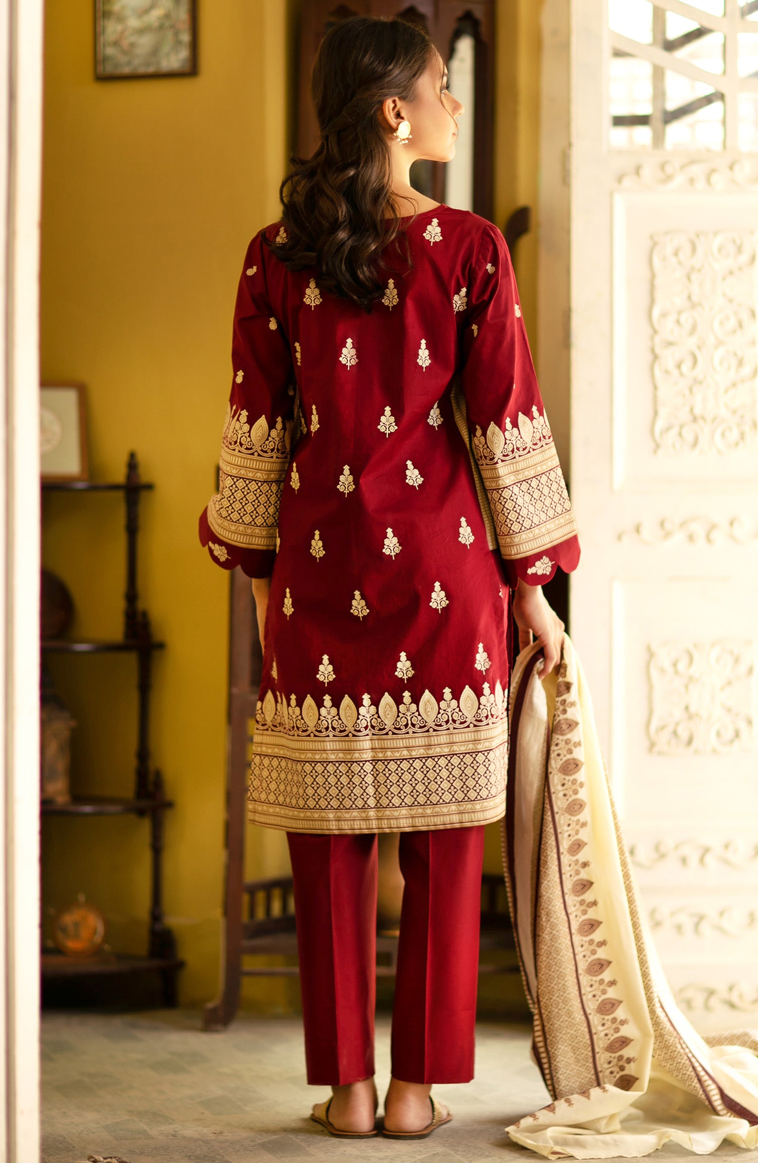 Stitched 3 Piece Embroidered Winter Suit (NRDS-209/S MAROON)
