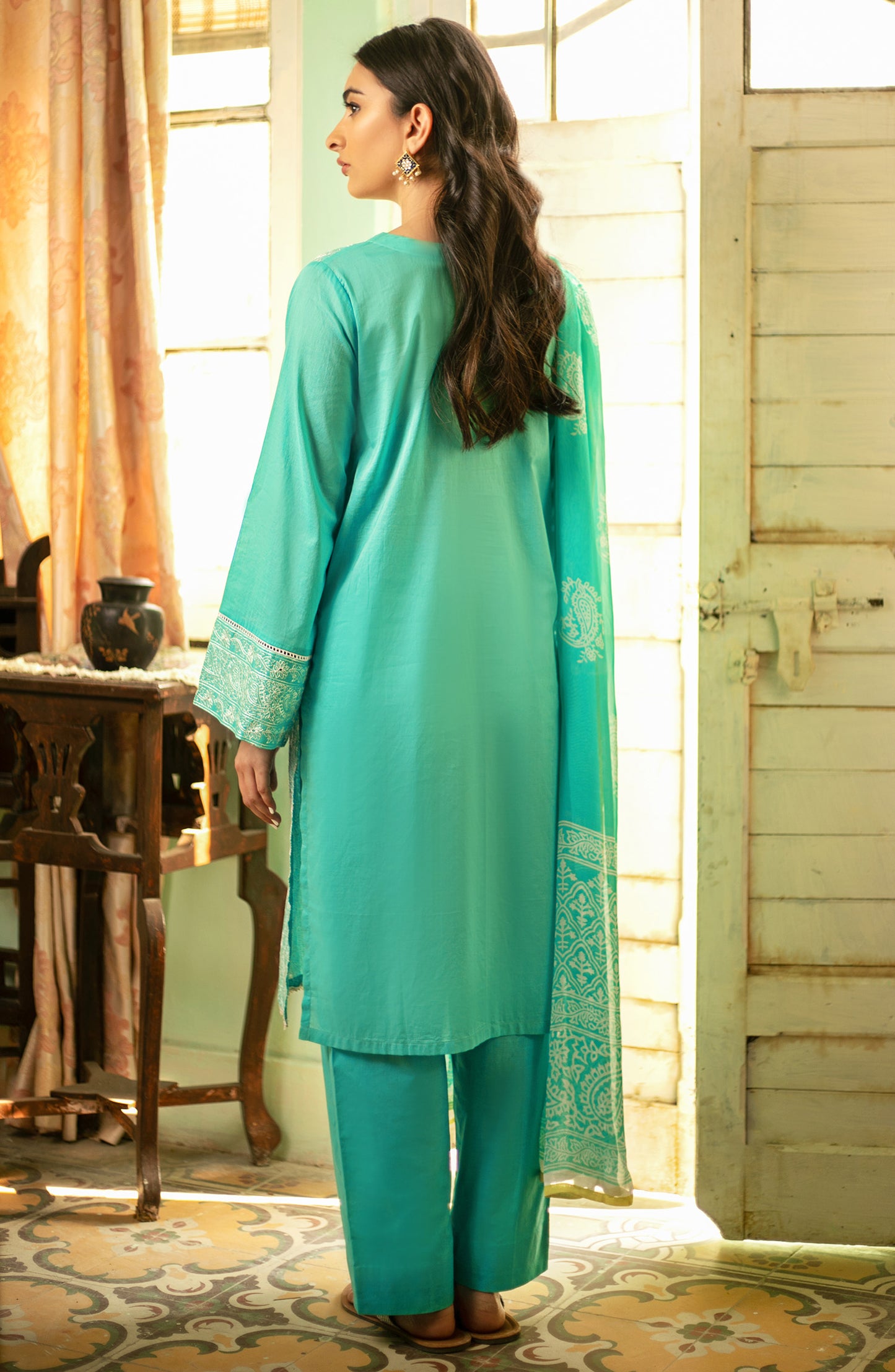 Unstitched 3 Piece Heavy Embroidered Lawn Suit
