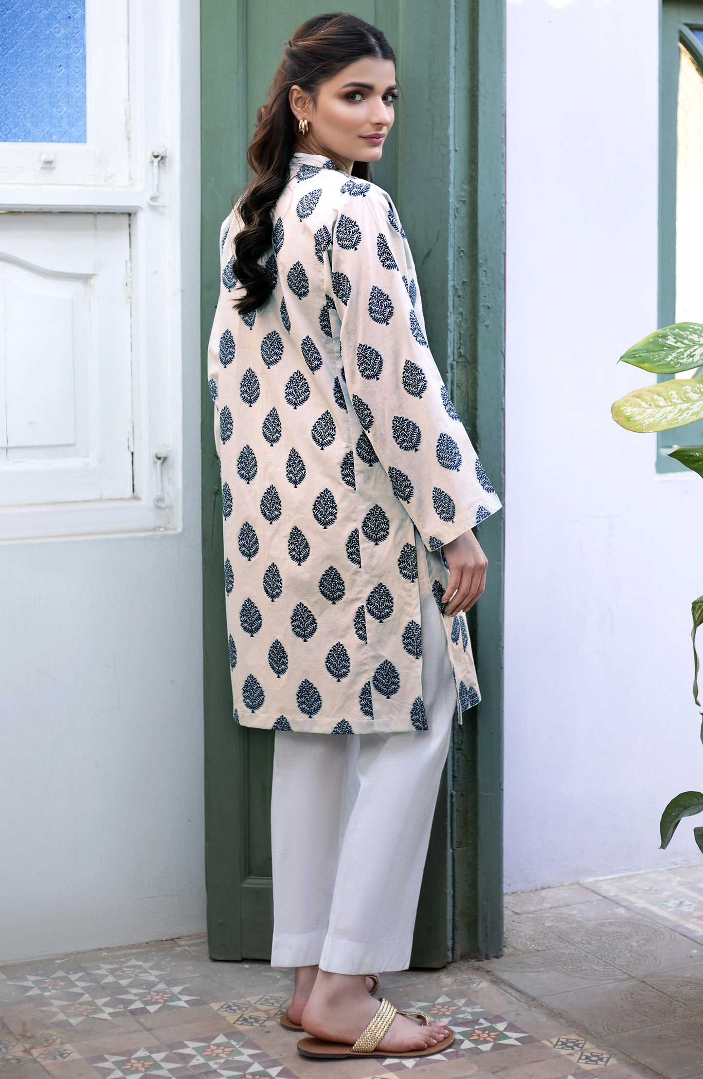 Stitched 1 Piece Embroidered Jacquard Shirt
