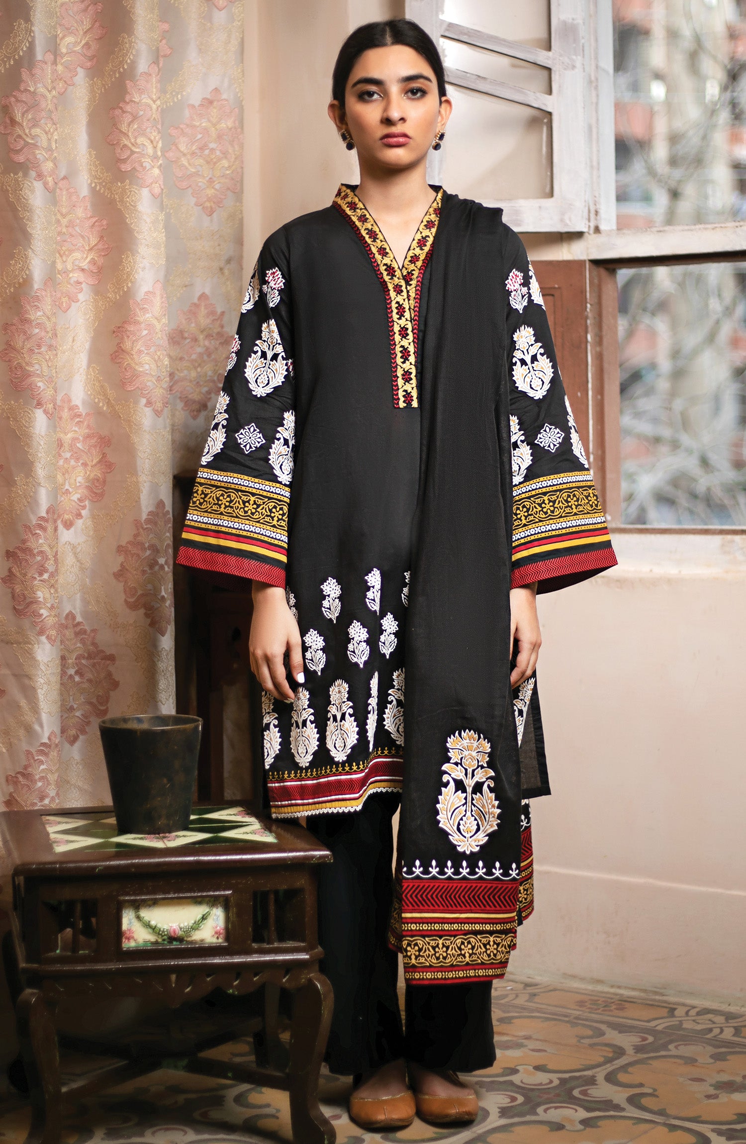 Unstitched 3 Piece Block Printed Embroidered Suit