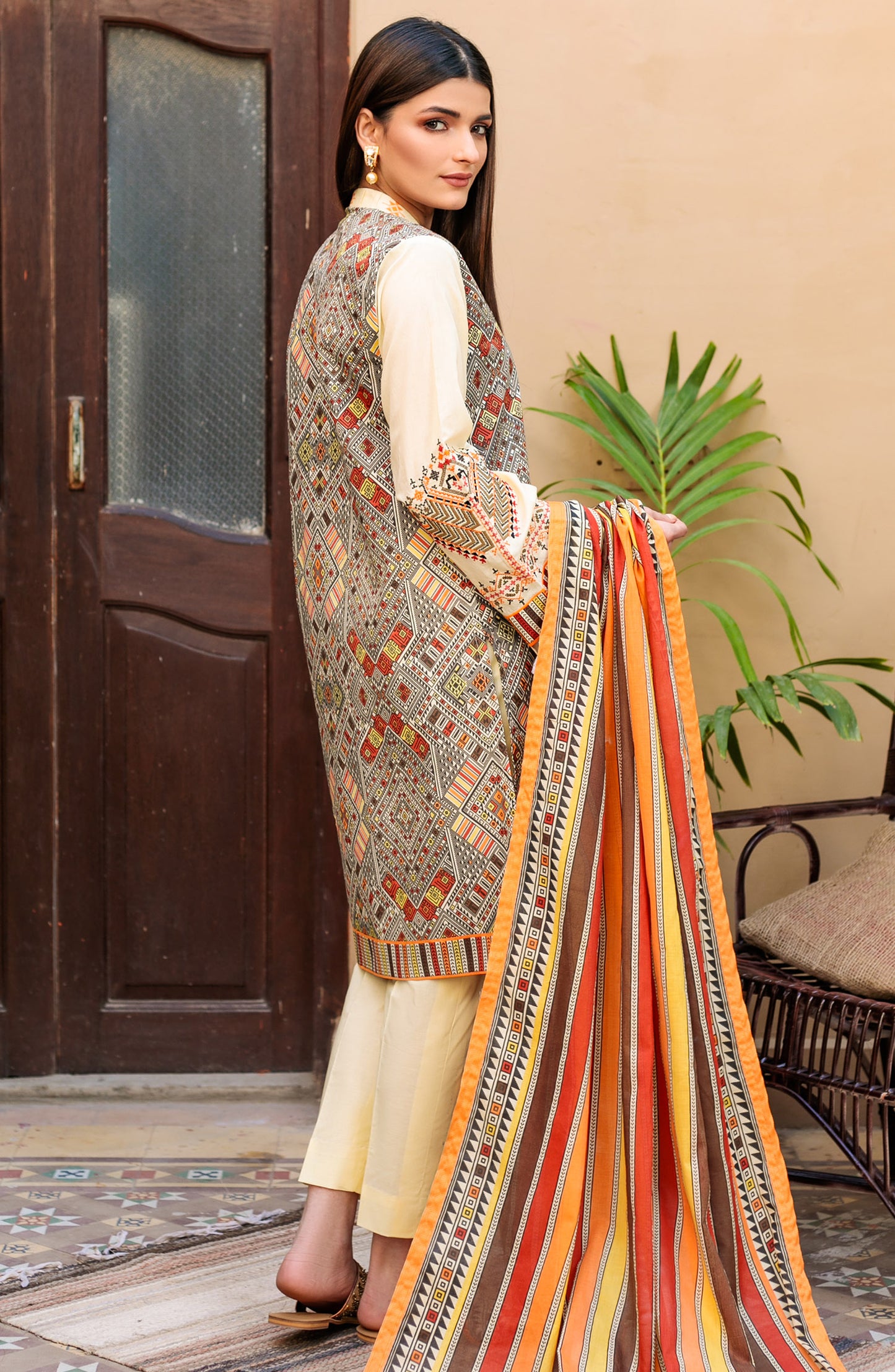 Unstitched 3 Piece Embroidered Lawn Suit