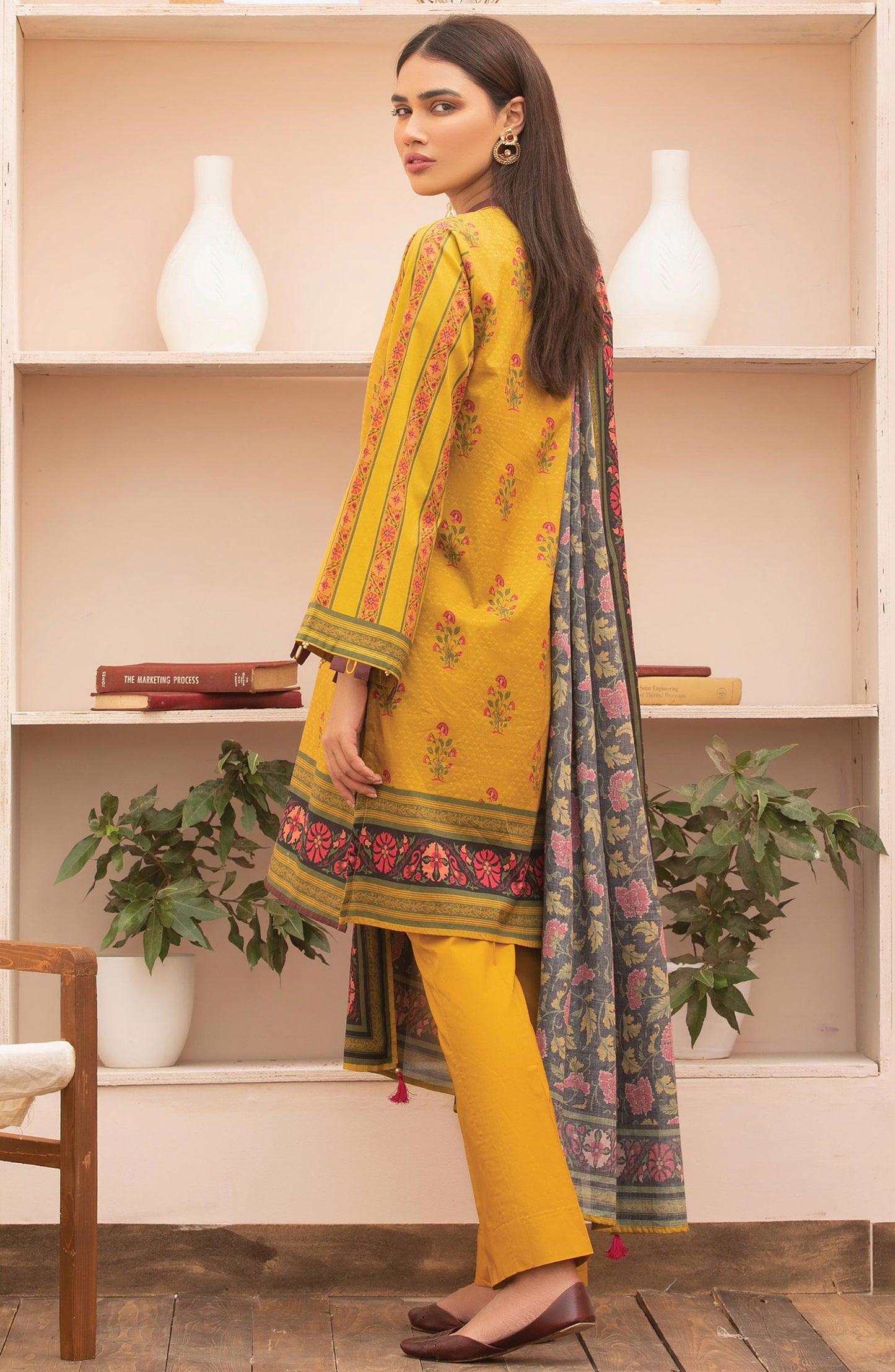 Unstitched 2 Piece Printed Lawn Shirt Dupatta