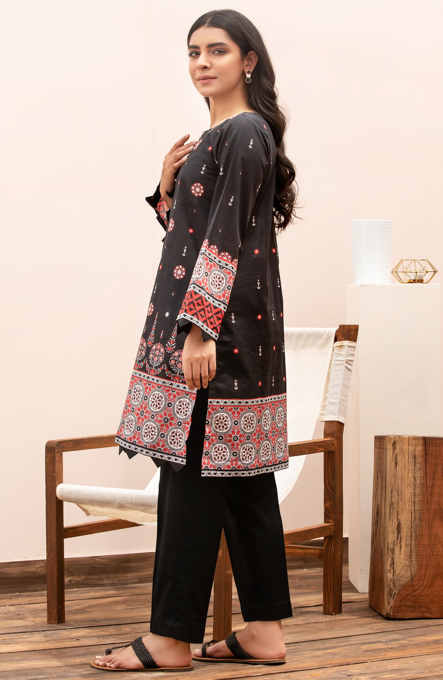Unstitched 1 Piece Printed Lawn Shirt