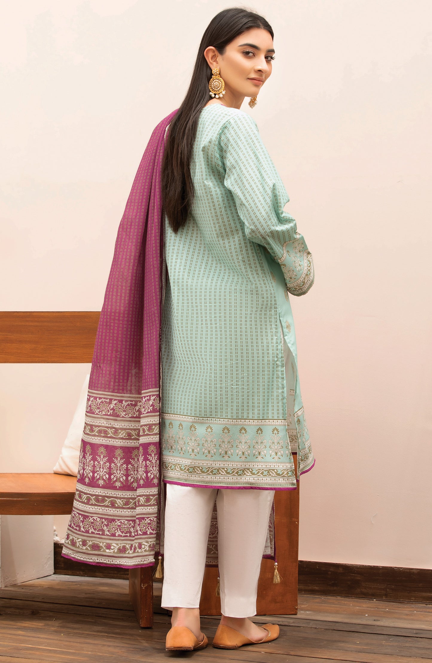 Unstitched 2 Piece Printed Lawn Shirt Dupatta