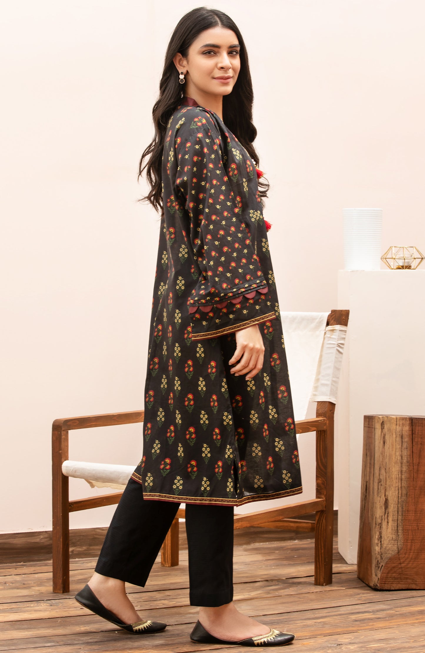 Unstitched 1 Piece Printed Lawn Shirt