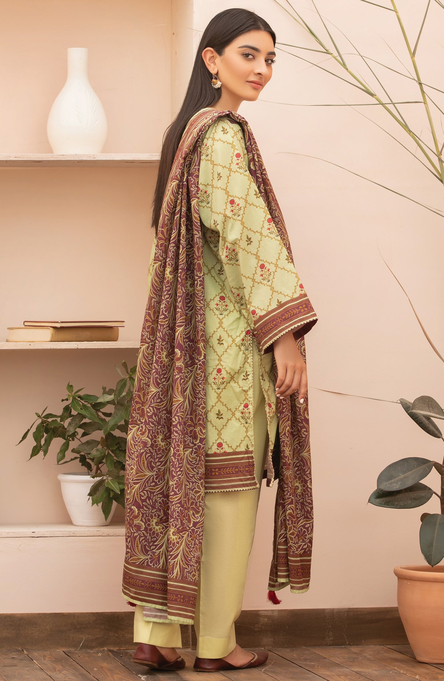 Unstitched 2 Piece Printed Lawn Shirt Dupatta