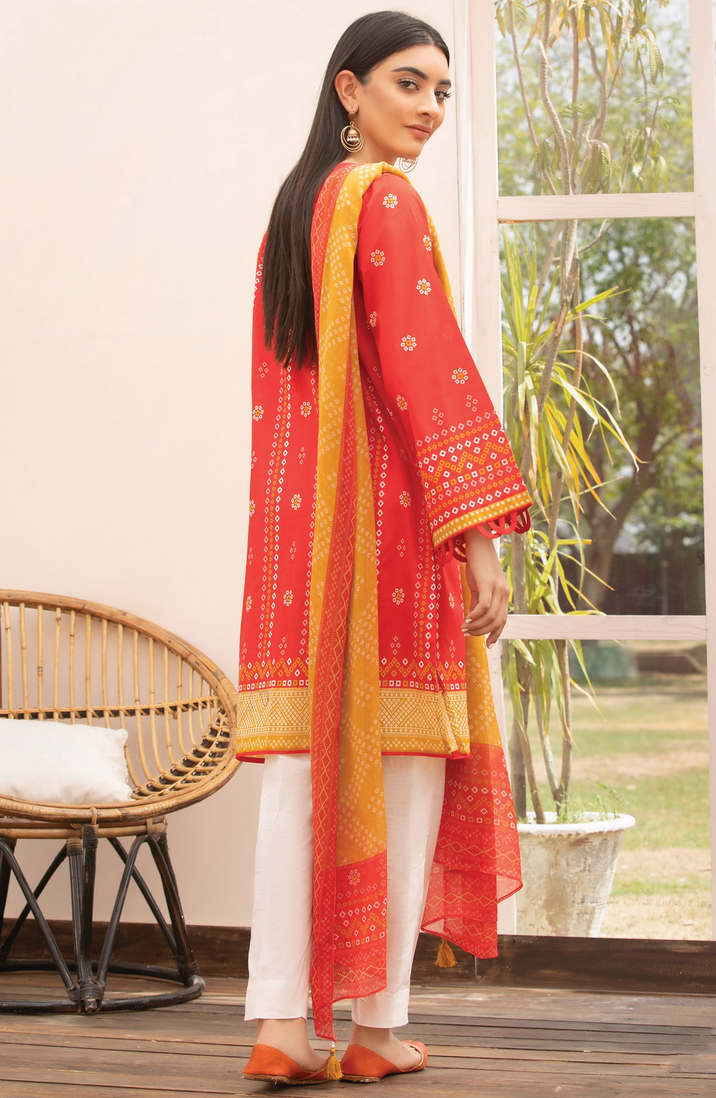 Unstitched 2 Piece Printed Lawn Shirt Chiffon Dupatta