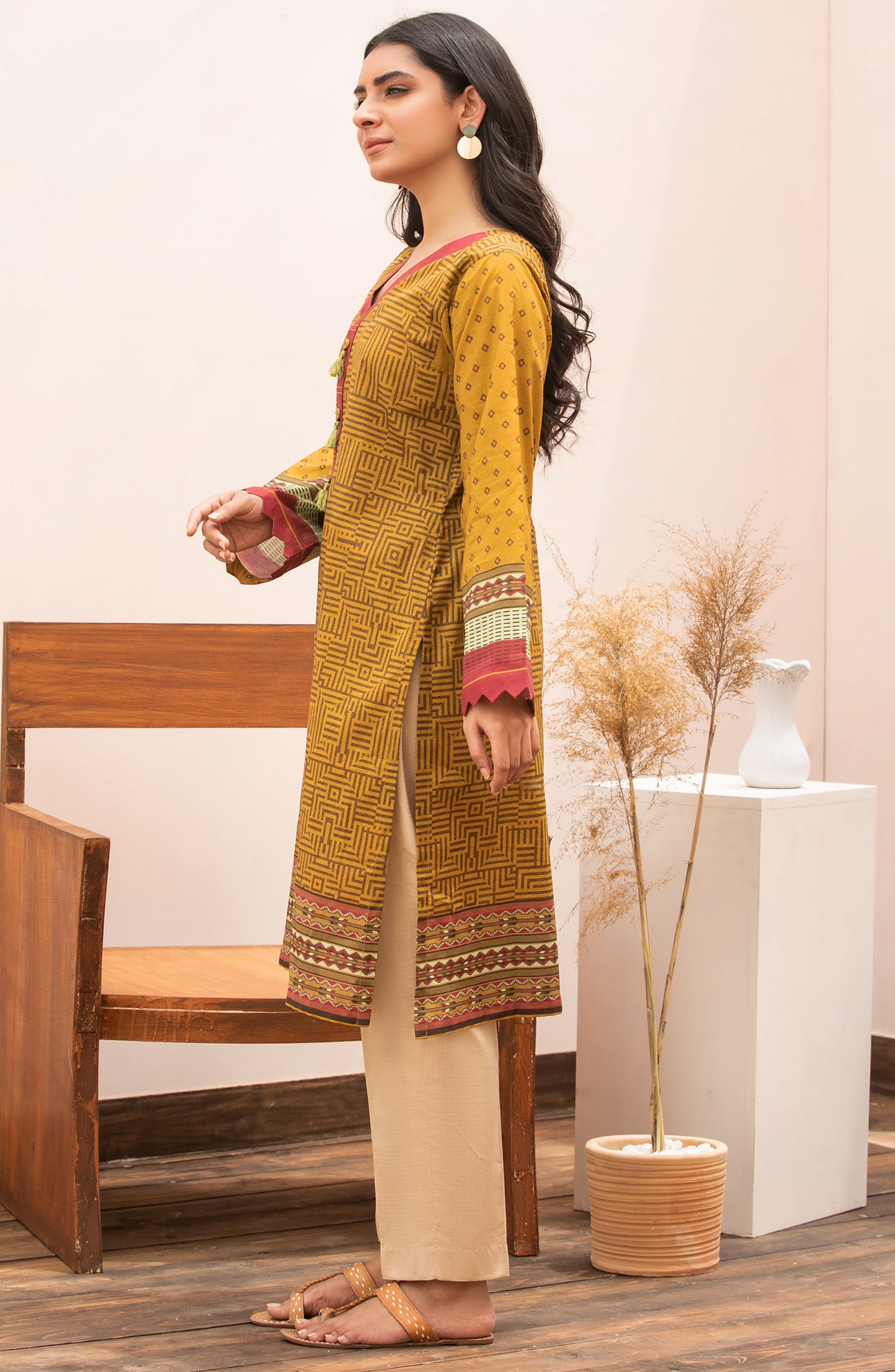 Unstitched 1 Piece Printed Lawn Shirt