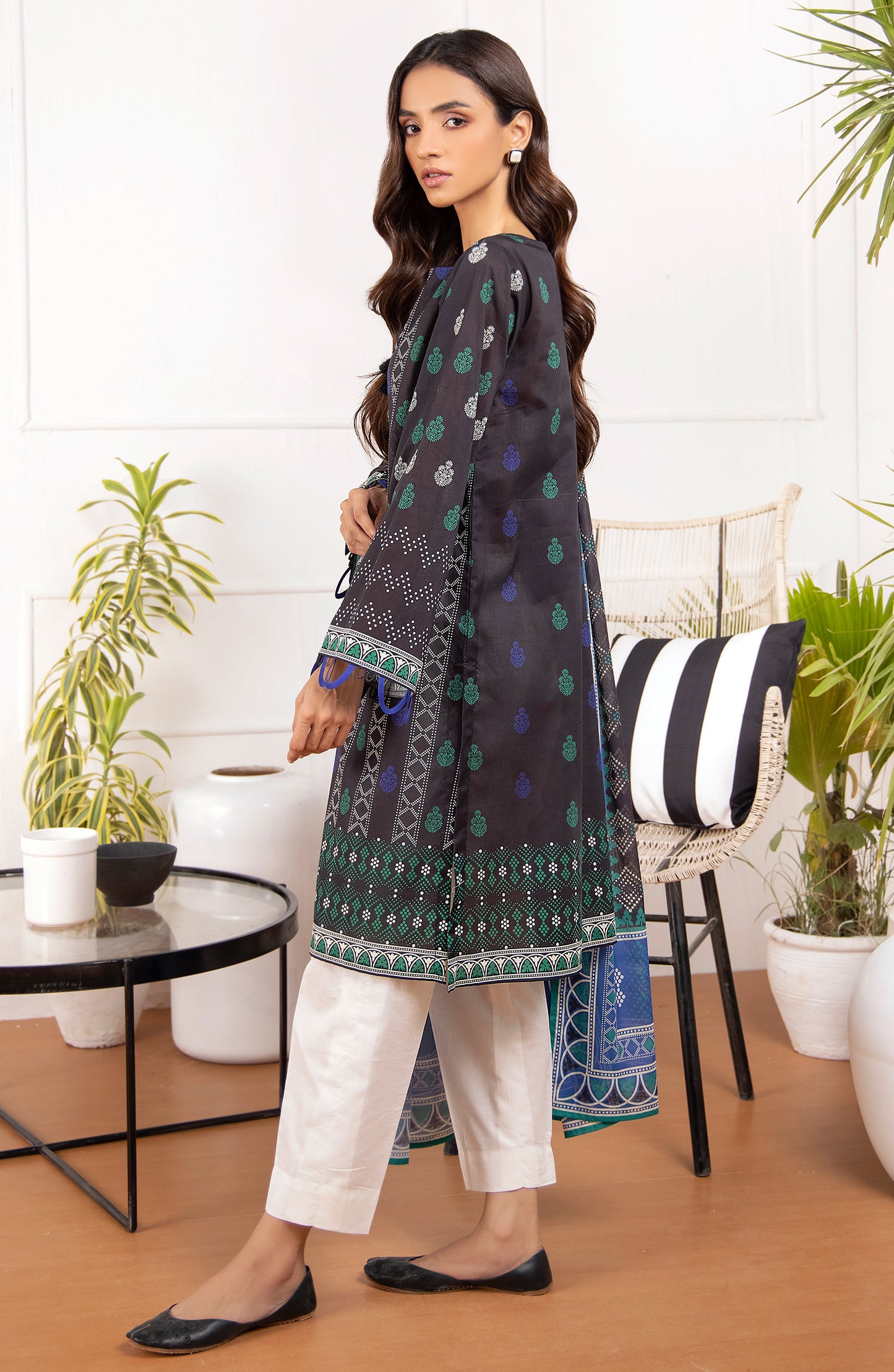 Unstitched 2 Piece Printed Lawn Shirt Dupatta